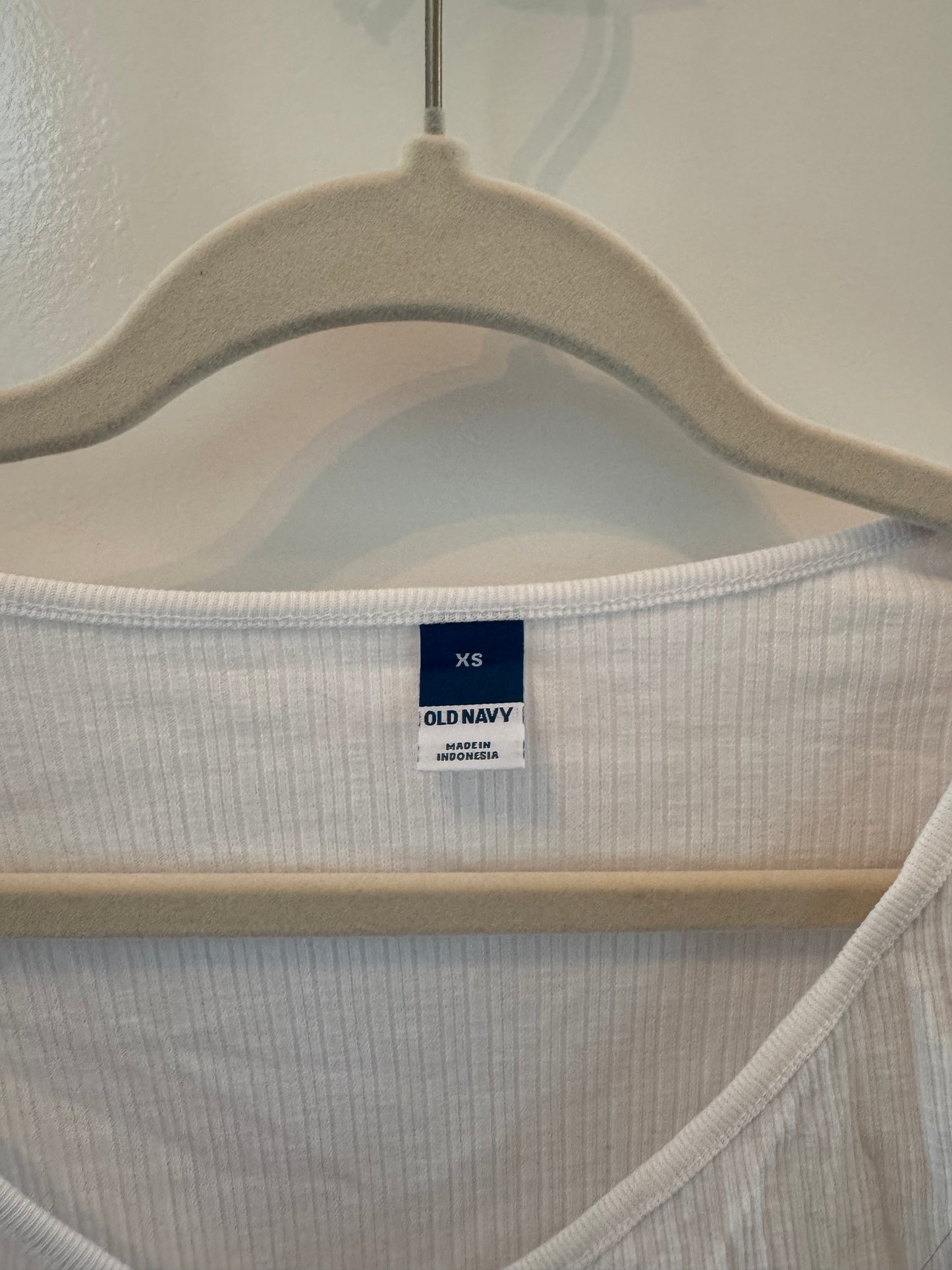 Old Navy Top Women’s XS White