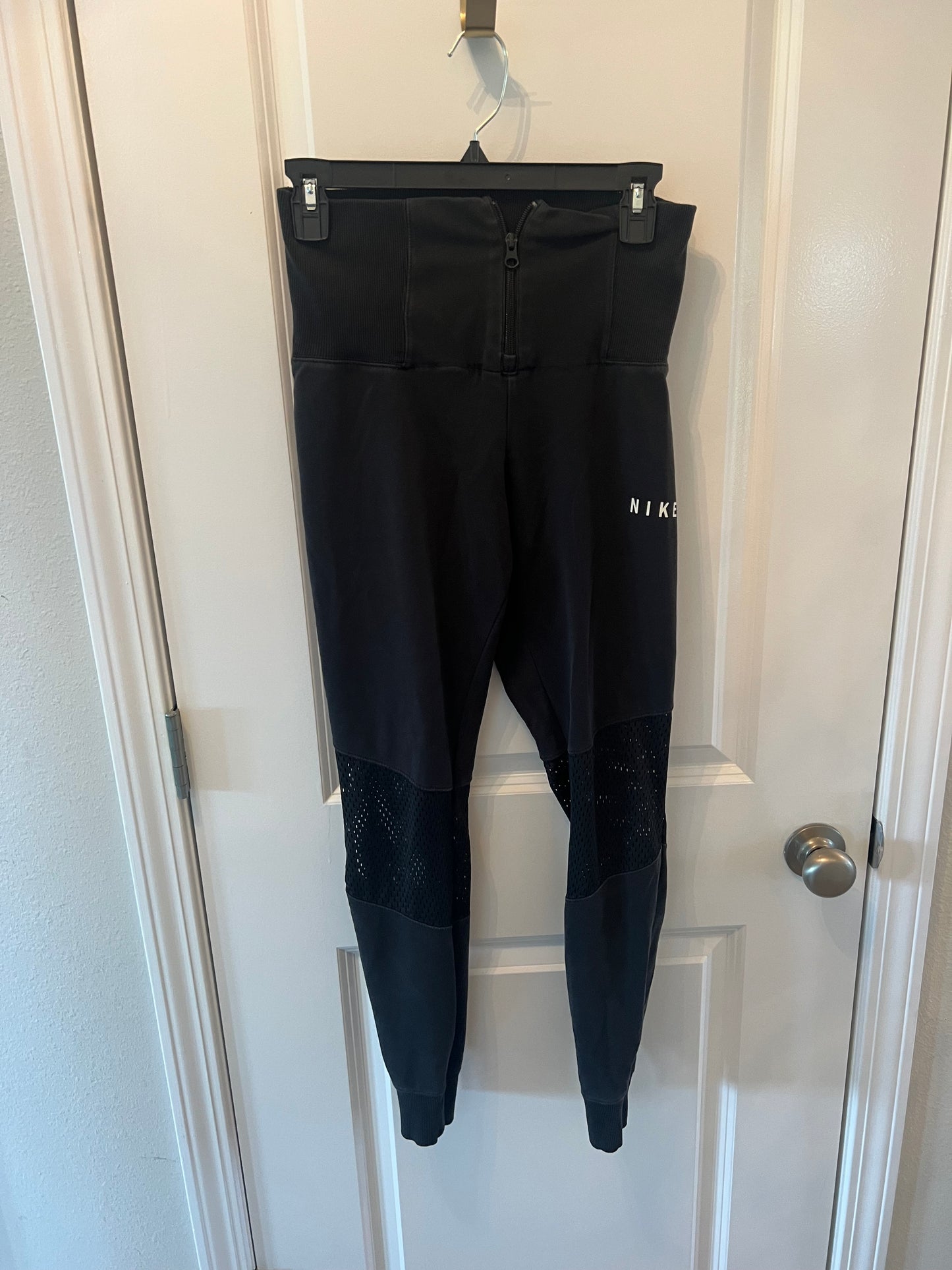 Women’s Nike Leggings Size Small