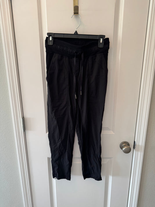 Lululemon Nylon Joggers Women’s Size 4 Black