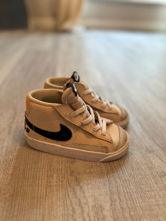 Nike Hightop Sneakers Toddler Size 8 Cream