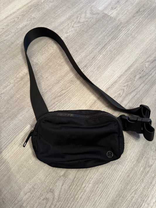 Lululemon Everywhere Belt Bag Black