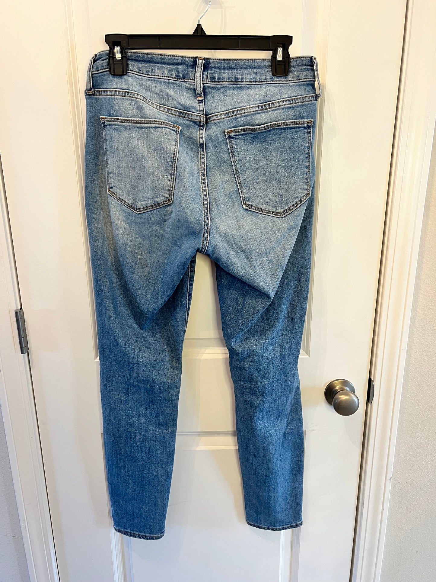 Gap Curvy True Skinny Distressed Jeans Women's Size 29 Reg