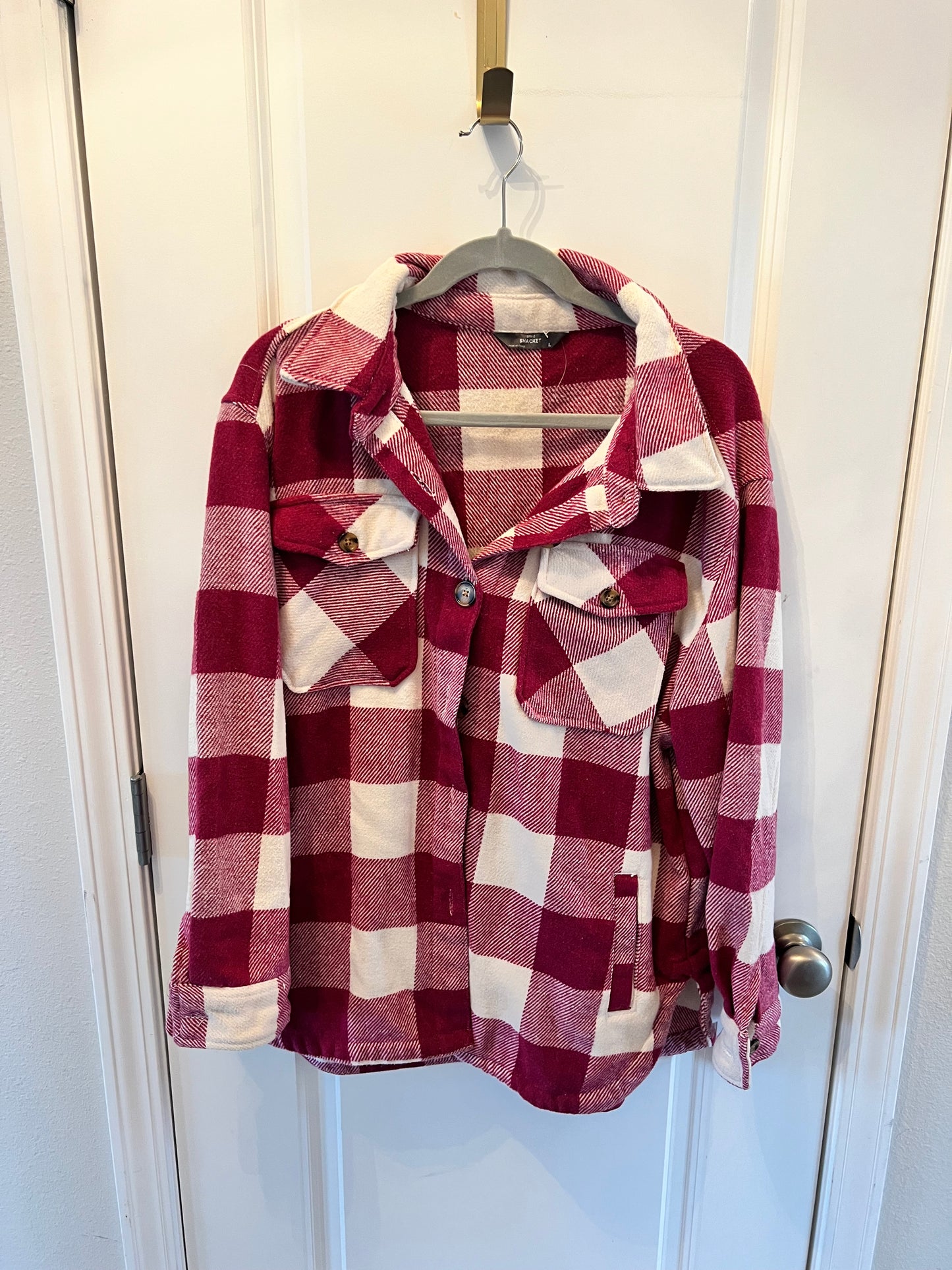 Plaid Shacket Women’s Size Large Burgundy