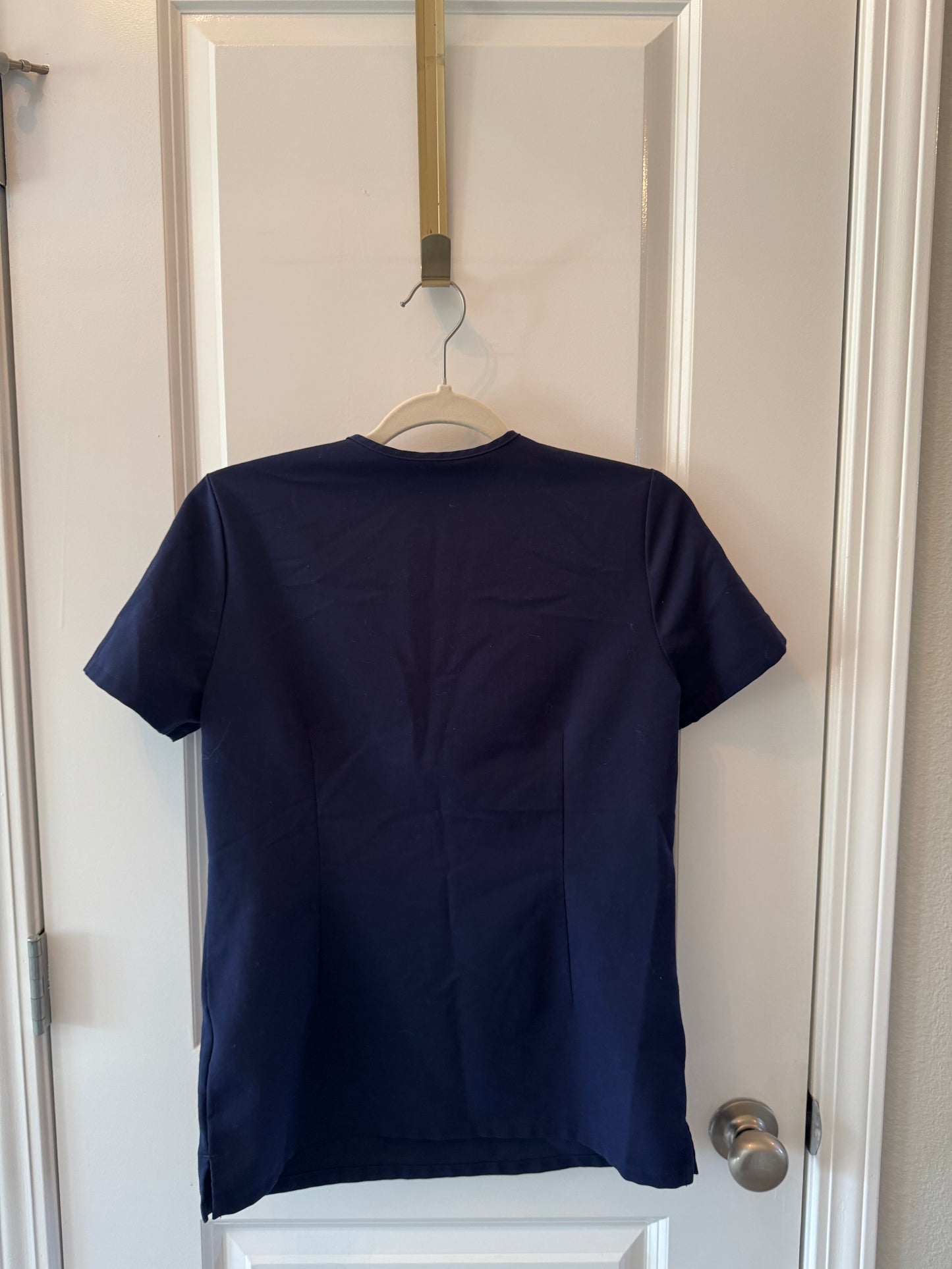 Figs Scrub Top Women’s XS Navy