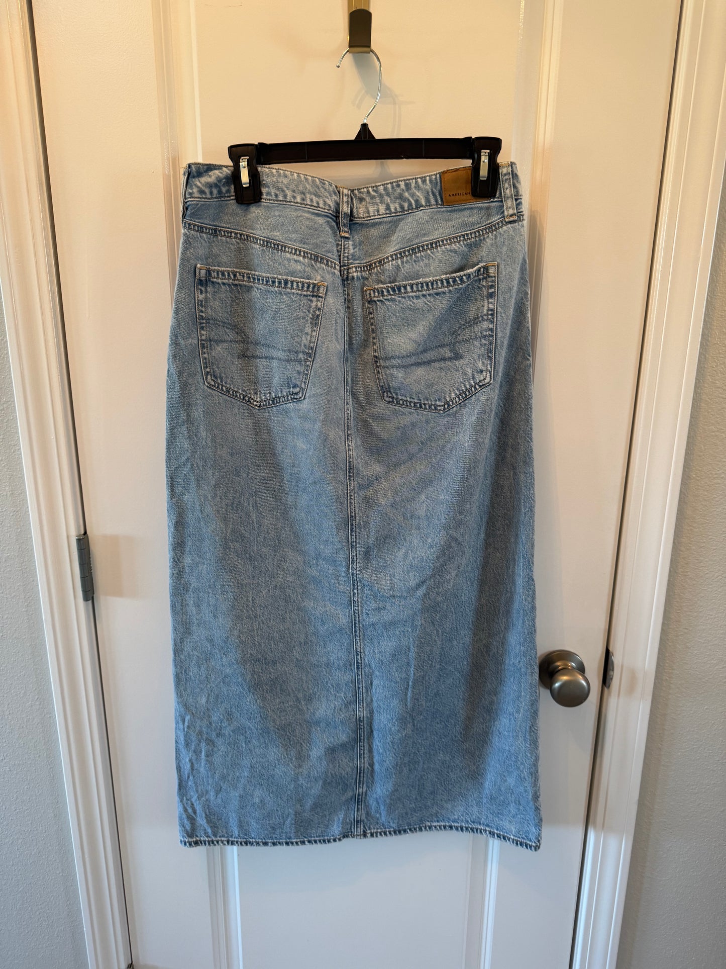 American Eagle Denim Midi Skirt Women’s 4 Light Wash