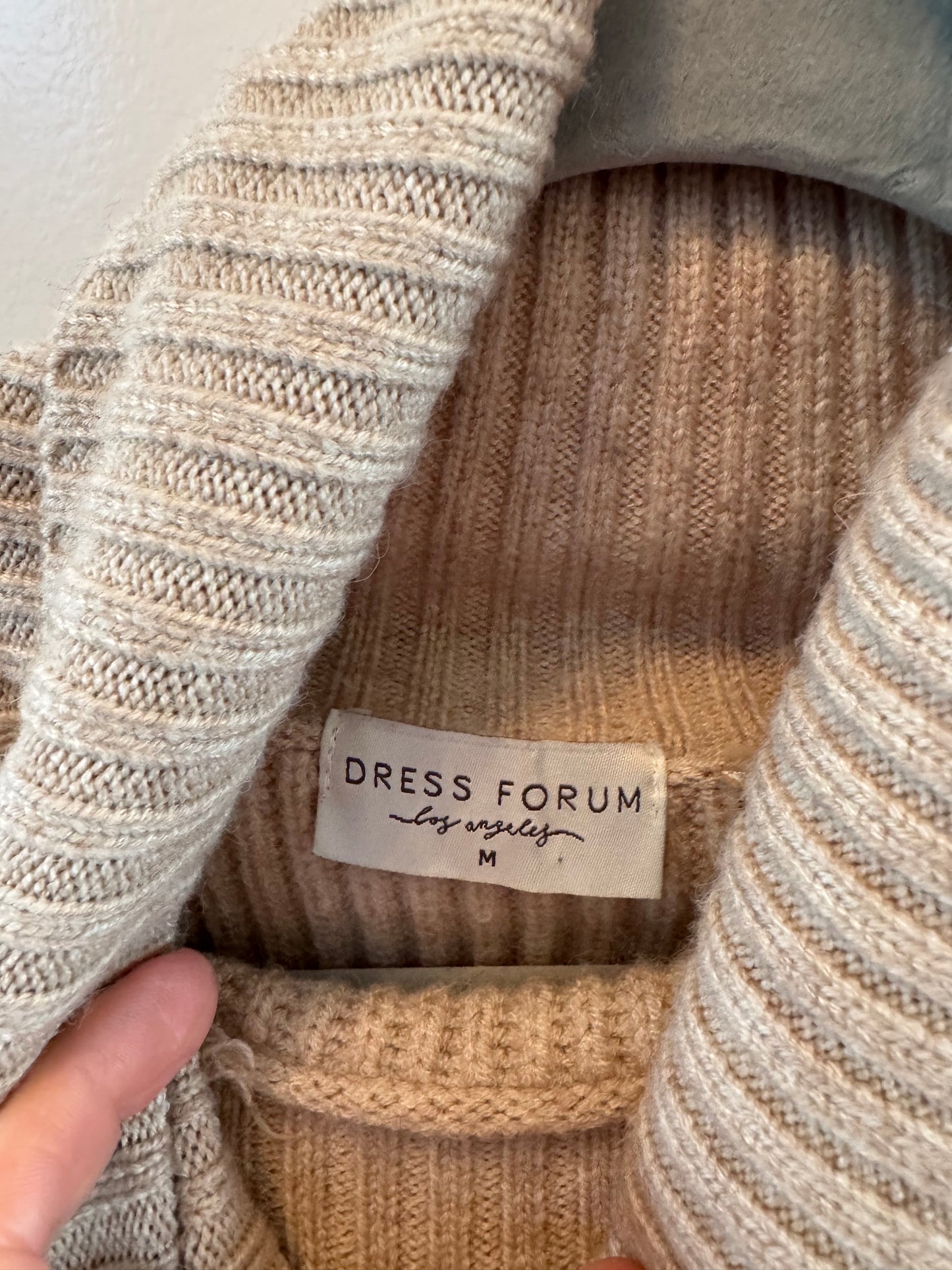 Dress Forum Tan Turtleneck Sweater Size Medium