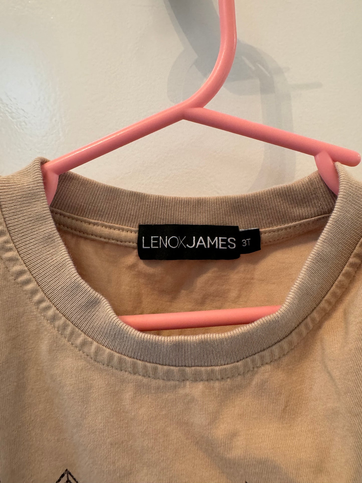 Lenox James World Tour ‘18 Graphic Tee Toddler Size 3T Tan