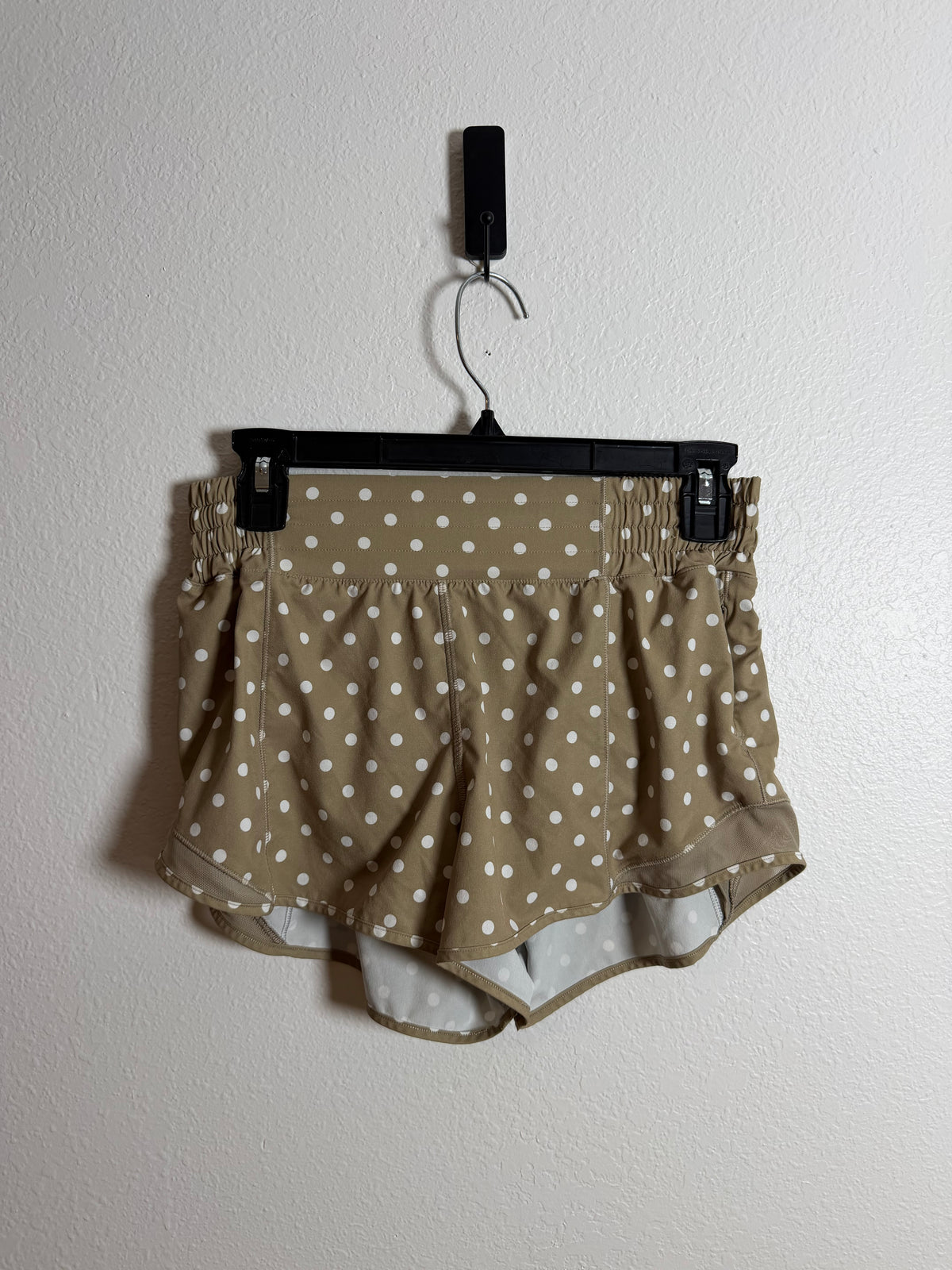 Lululemon Polka Dot Shorts Size 6