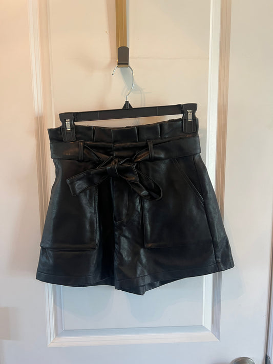 Le Lis Vegan Leather Paperbag Shorts Women’s Size Small Black