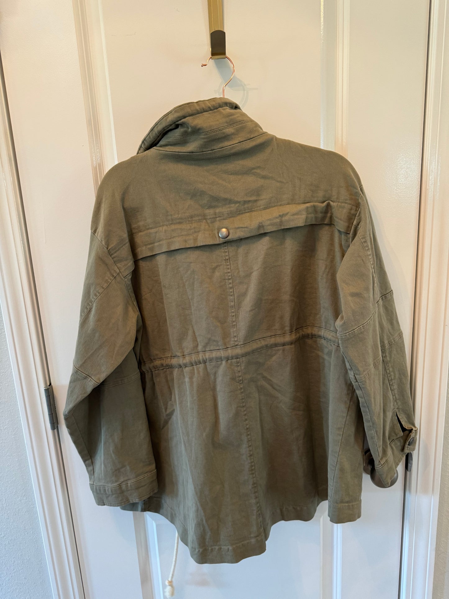 Vici Green Jacket Size Medium