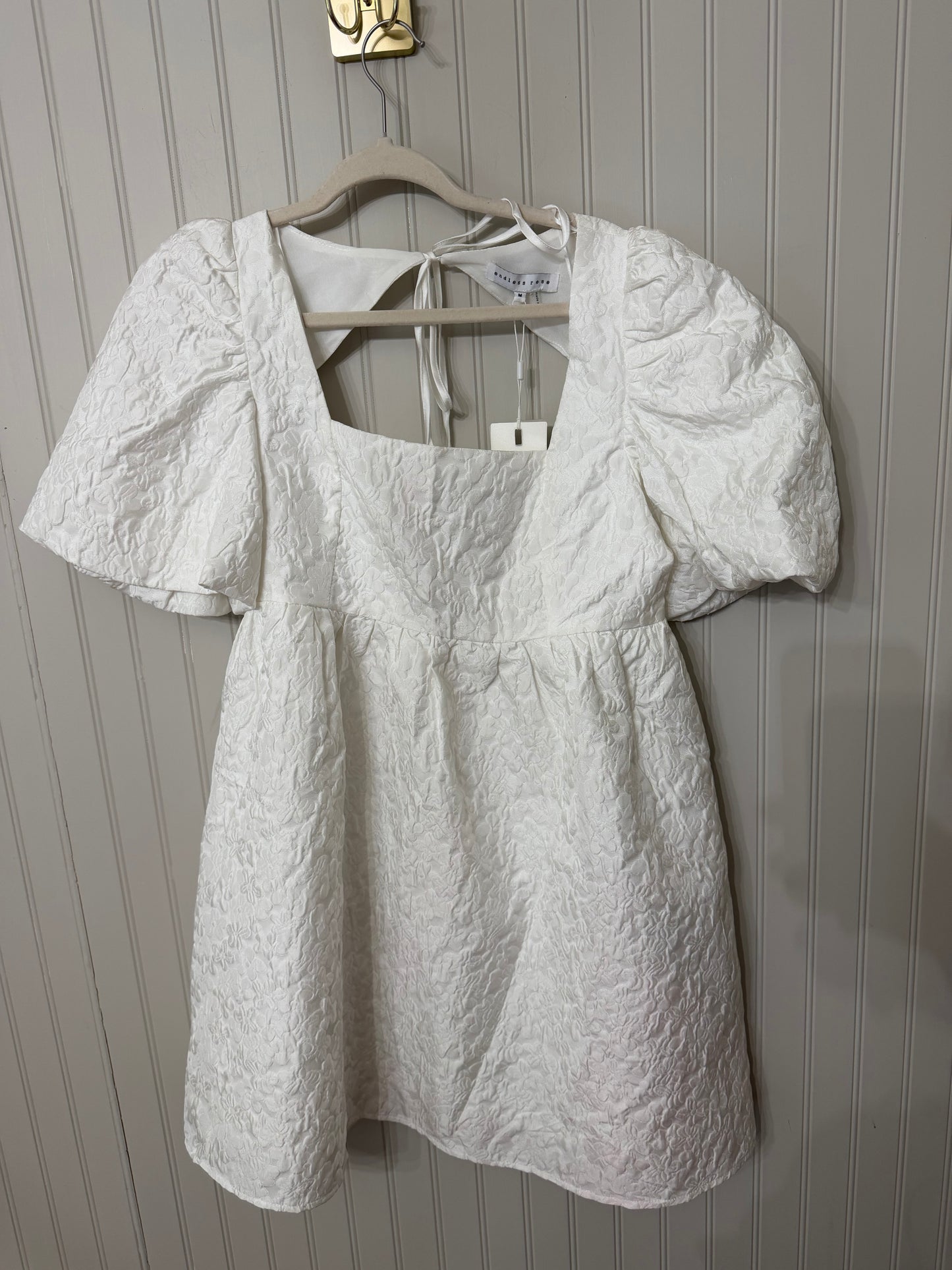 Endless Rose Open Back Dress Women’s Medium NWT