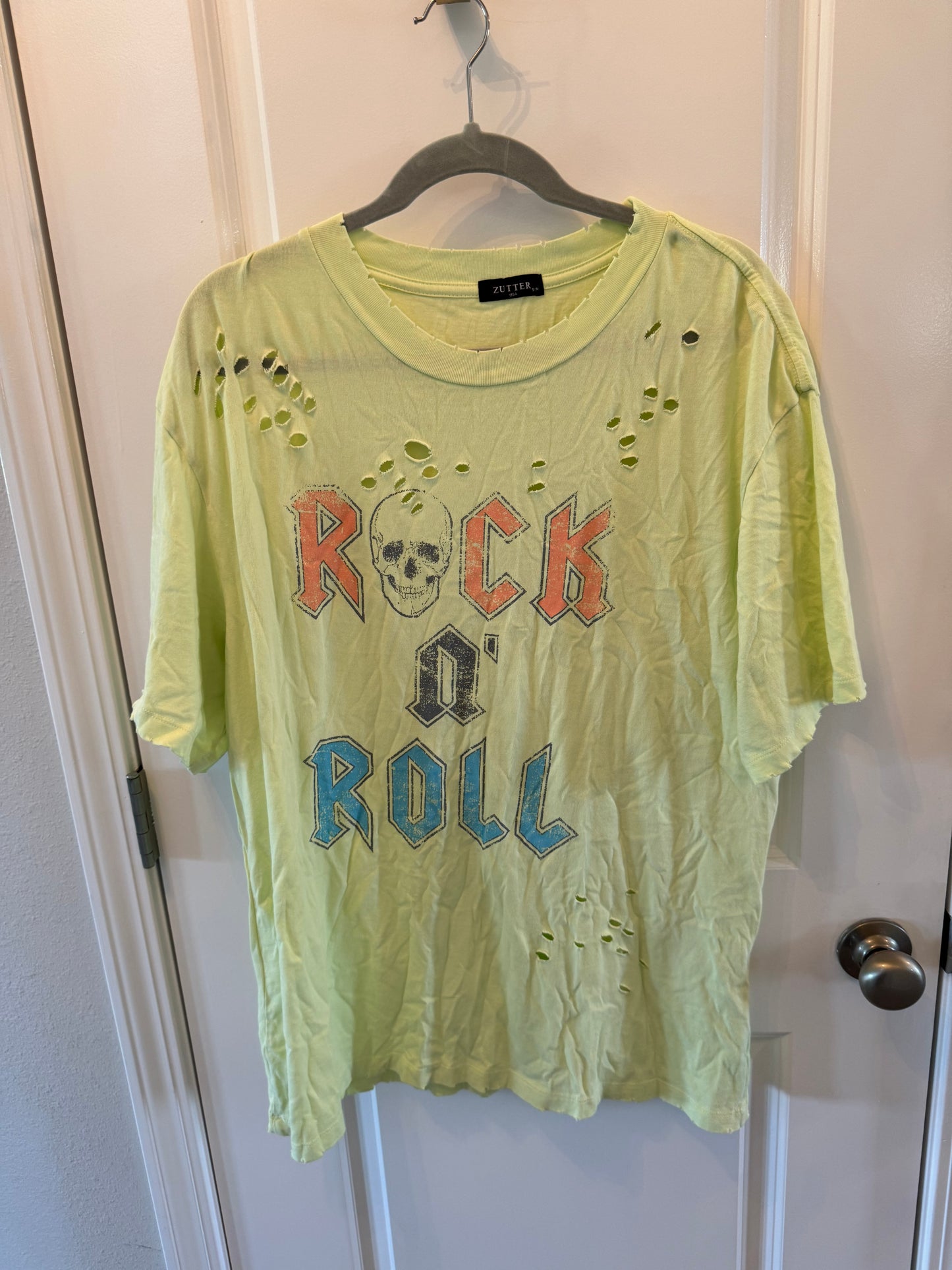 Rock n Roll Distressed Graphic Band Tee Women’s Size Small/Medium Lime