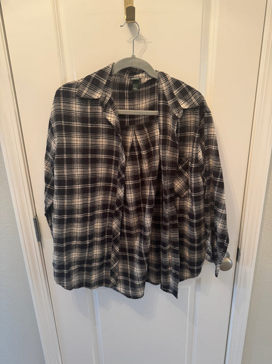 Wild Fable Plaid Flannel Top Women’s Small