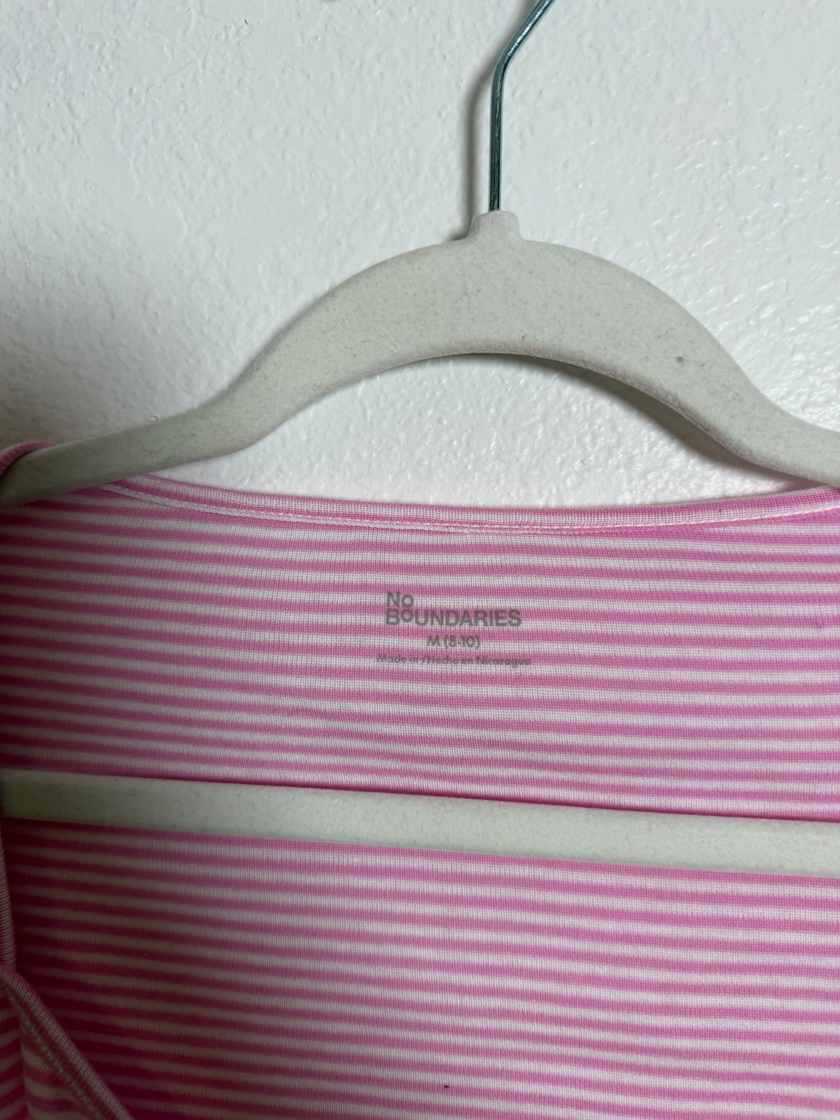 Women’s NB Top Size Medium