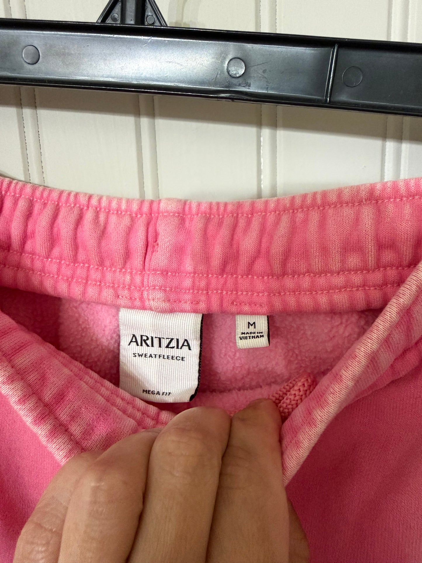 Aritzia Sweatpants Women’s Medium Pink