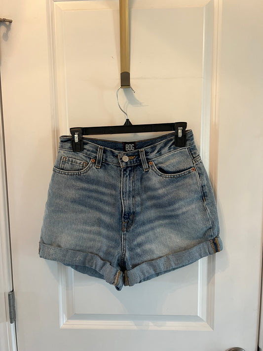 BDG Mom High Rise Cuffed Denim Shorts Women’s Size 27