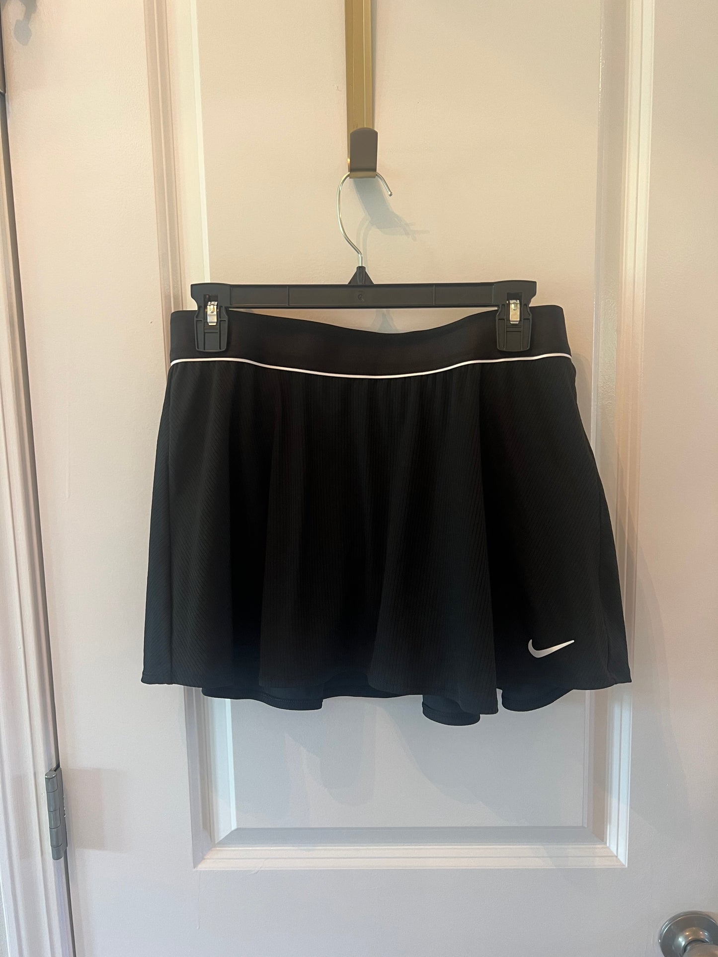 NikeCourt Dri-fit Tennis Skirt Women’s Size Large Black