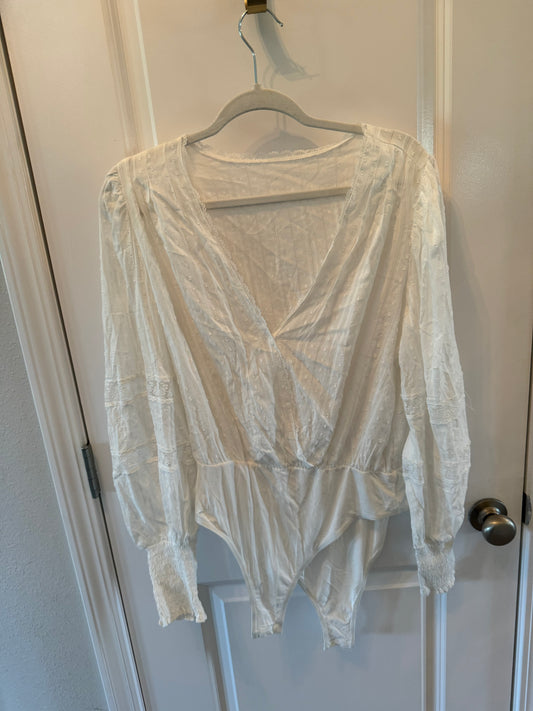 Women’s White Bodysuit size Large