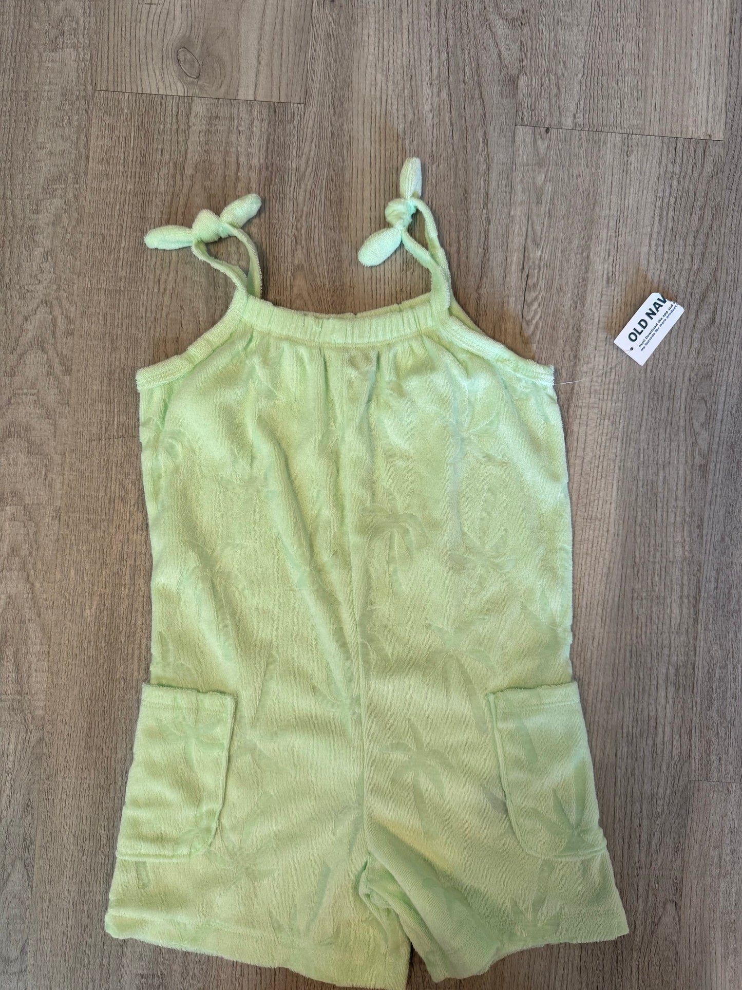 Old Navy Terry Cloth Romper Girl’s Size 5T NWT