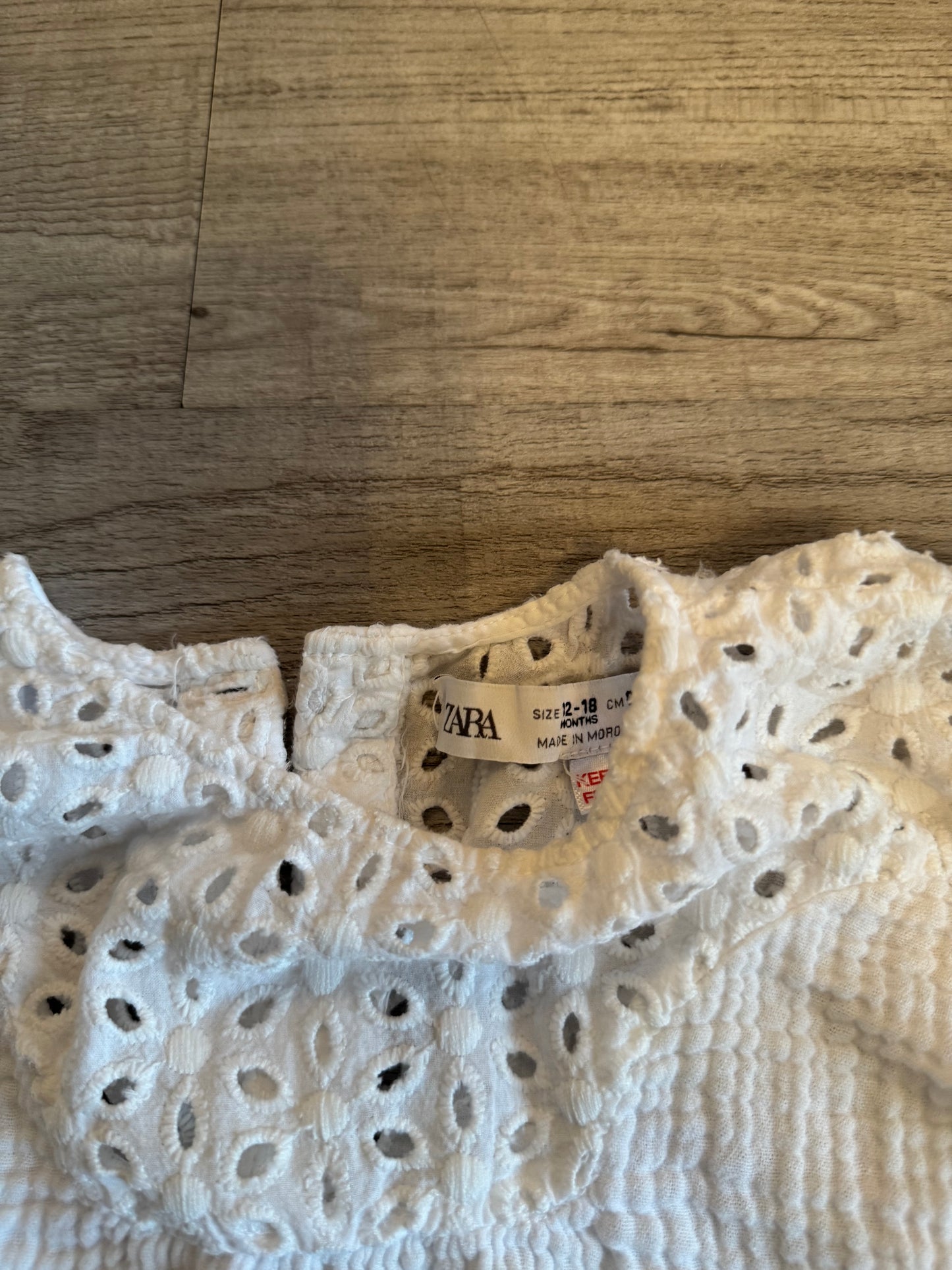 Zara Eyelet Top Baby Size 12-18M (runs bigger)
