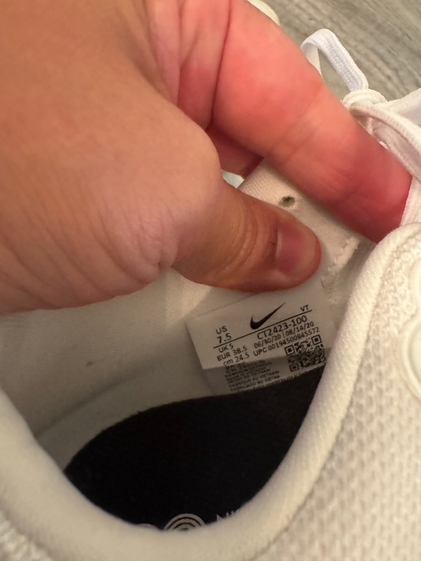 Nike React Infinity Run Flyknit 2 Women’s Size 7.5 White