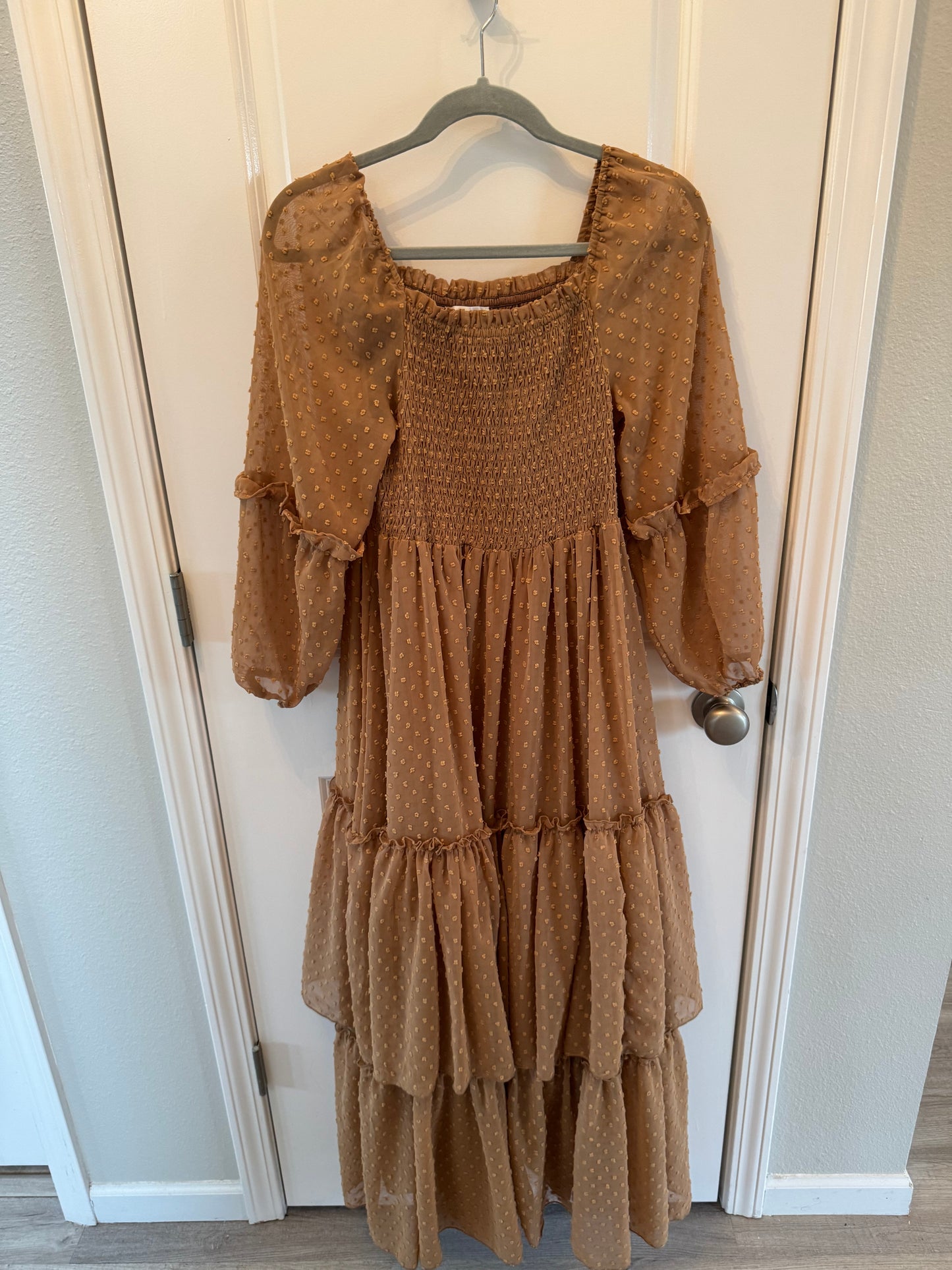 Indie Blue Peasant Dress Women’s Medium Tan