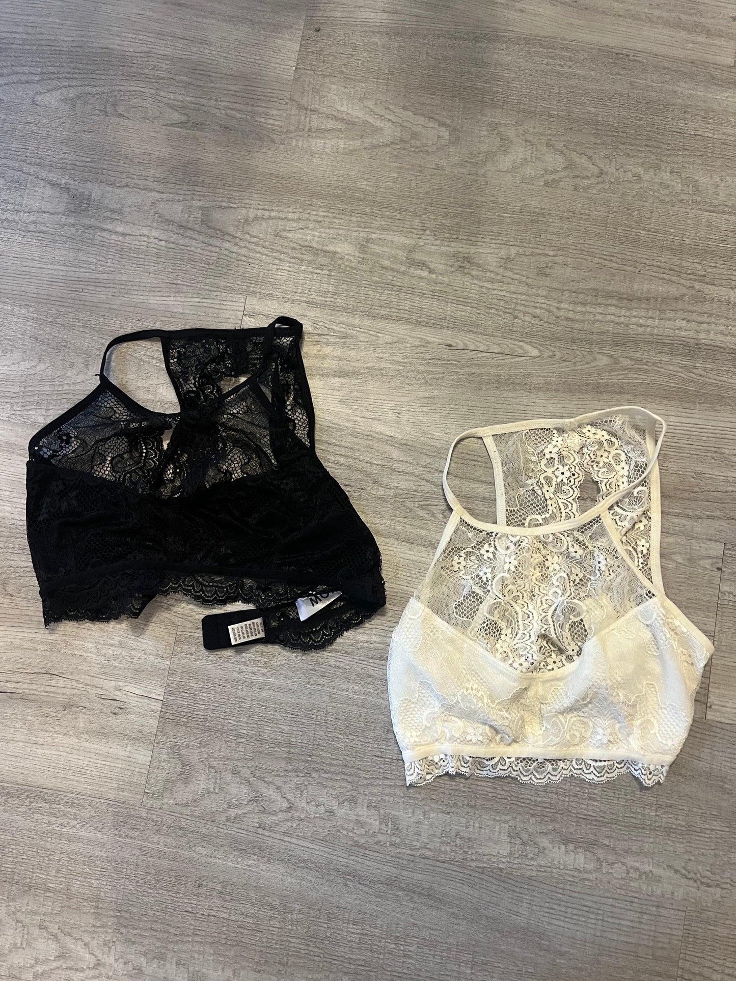 Bundle of 2 Lace High Neck Bralettes Women’s Size Medium Black/Cream