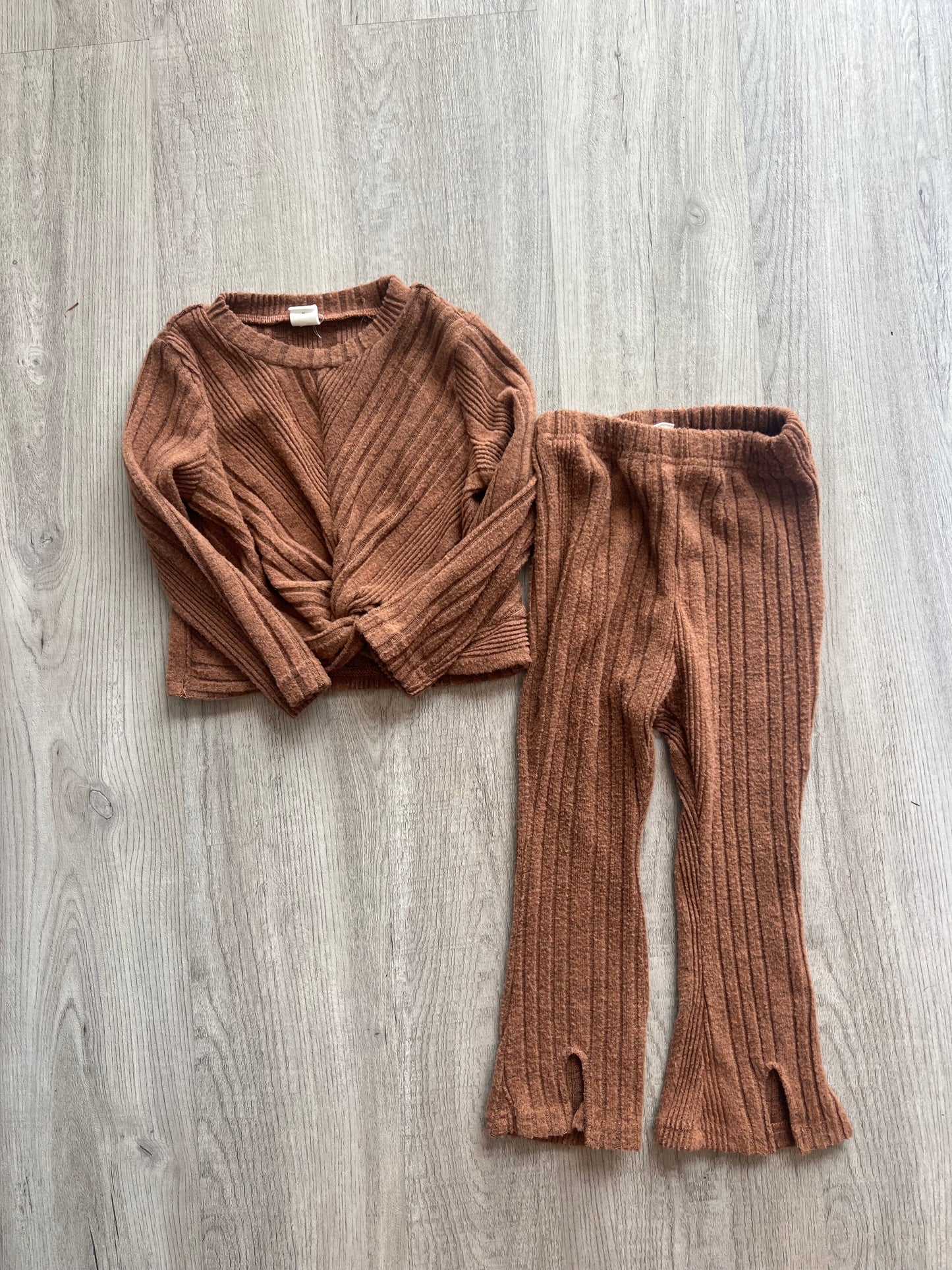 Ribbed Long Sleeve Matching Set Toddler Girl Size 2-3 Years Brown