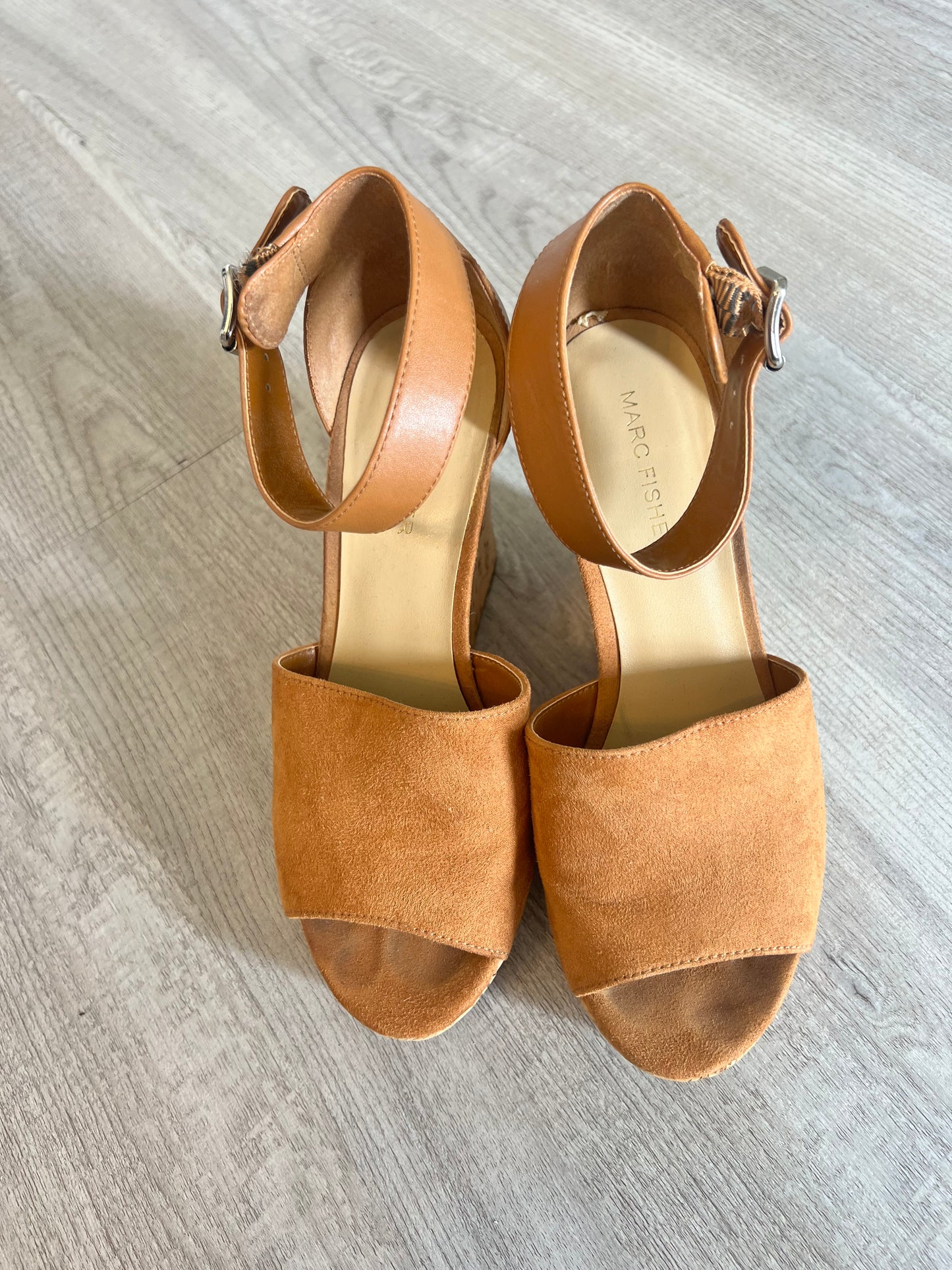 Marc Fisher Hillory Wedge Sandal Women's Size 7 Tan