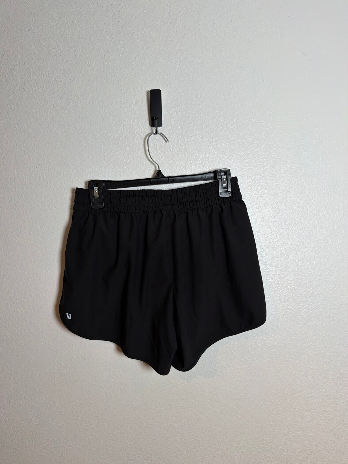 Vuori Women’s Black Shorts Size Medium