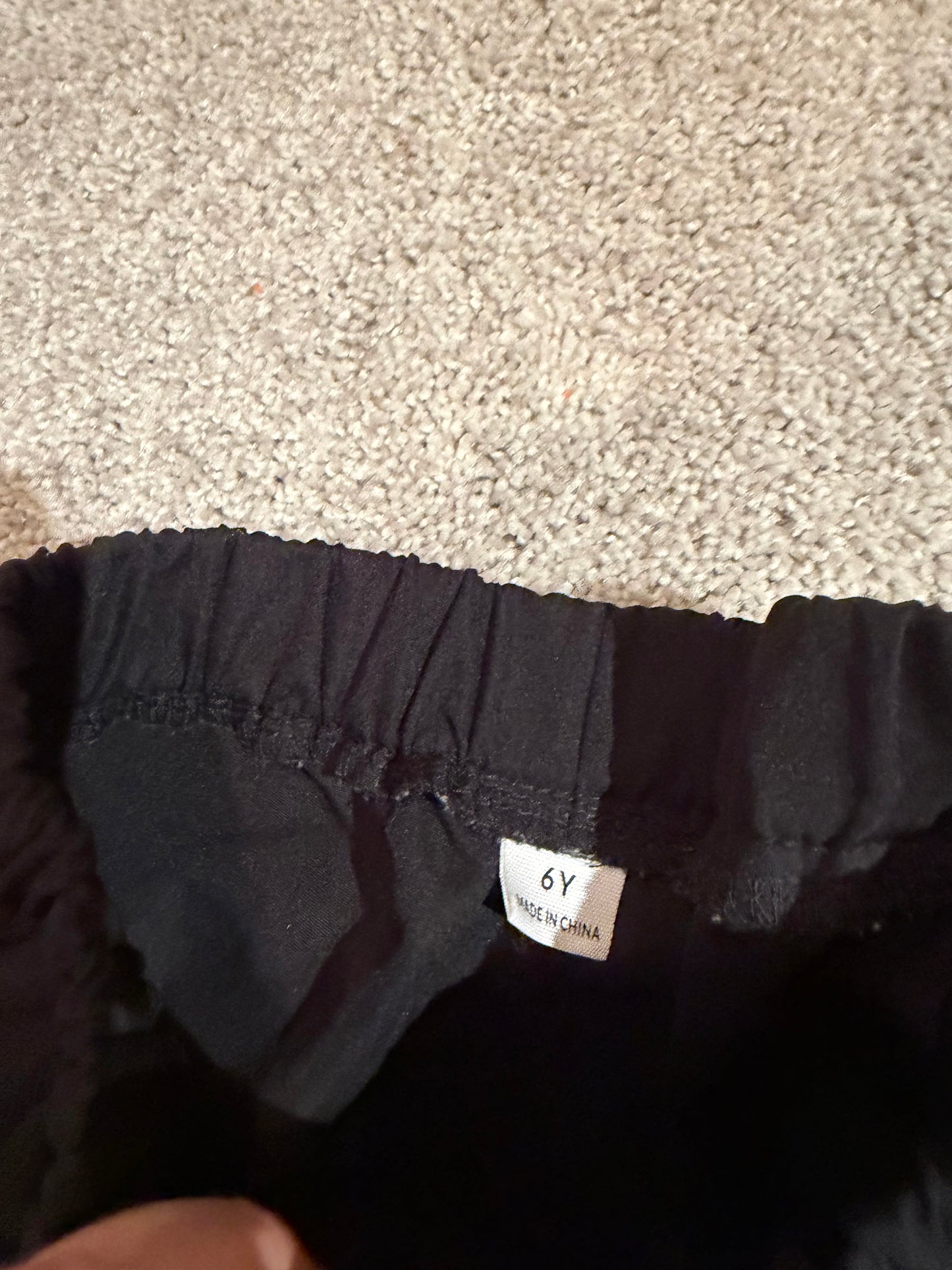 Track Pants w Bows Girl’s Size 6 Black