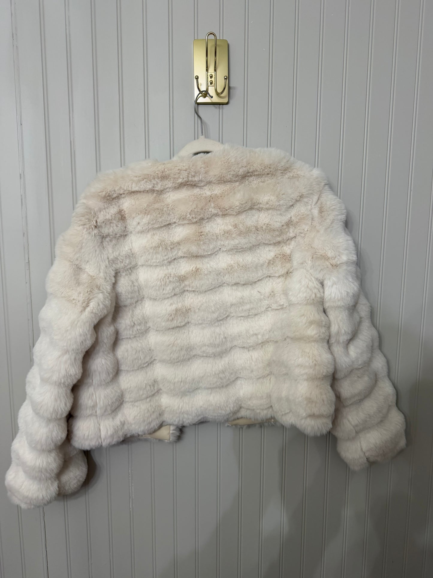 Women’s Faux Fur Coat Size Medium