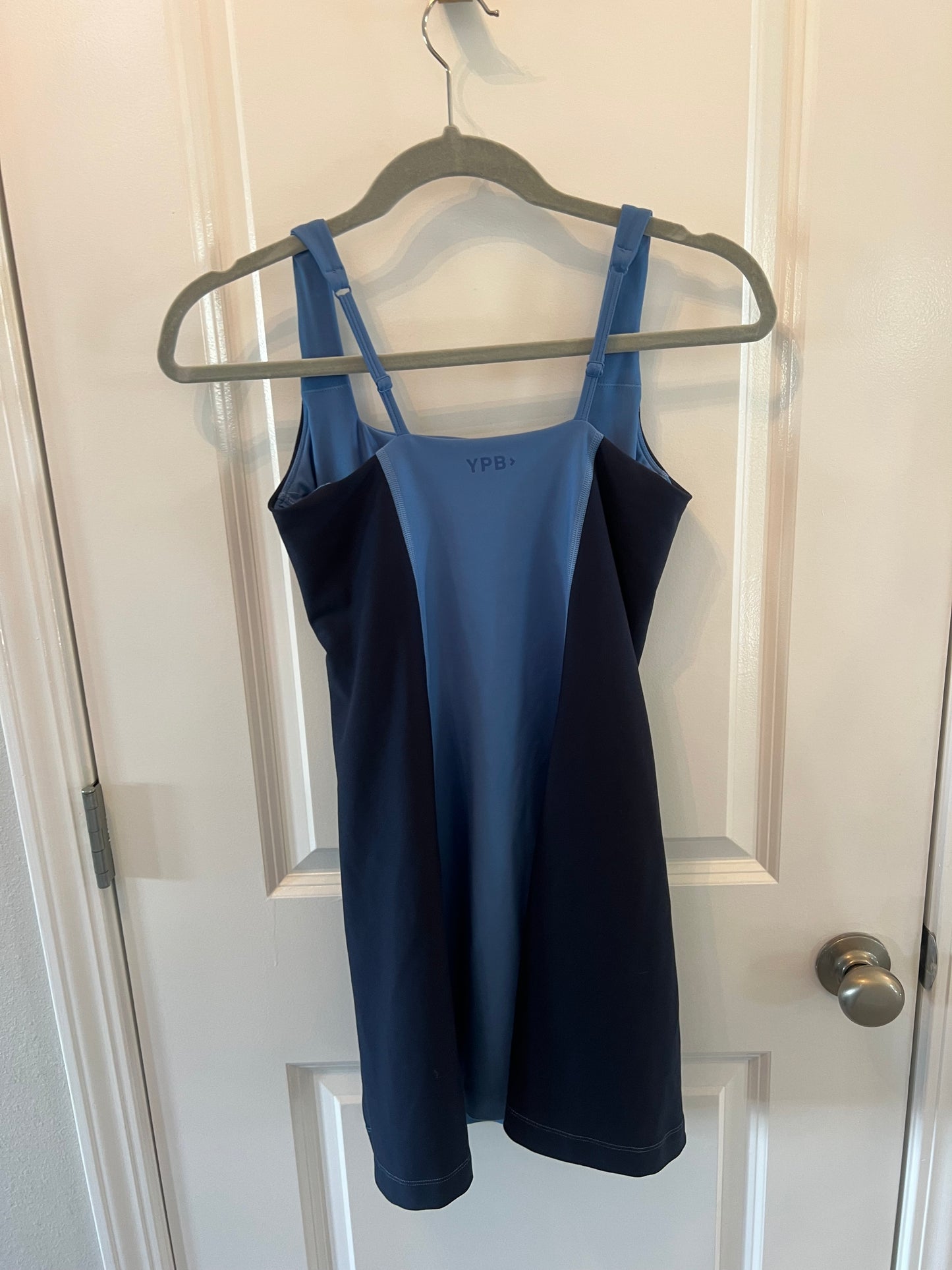 Abercrombie YPB Colorblock Active Dress Women’s Size Small Blue