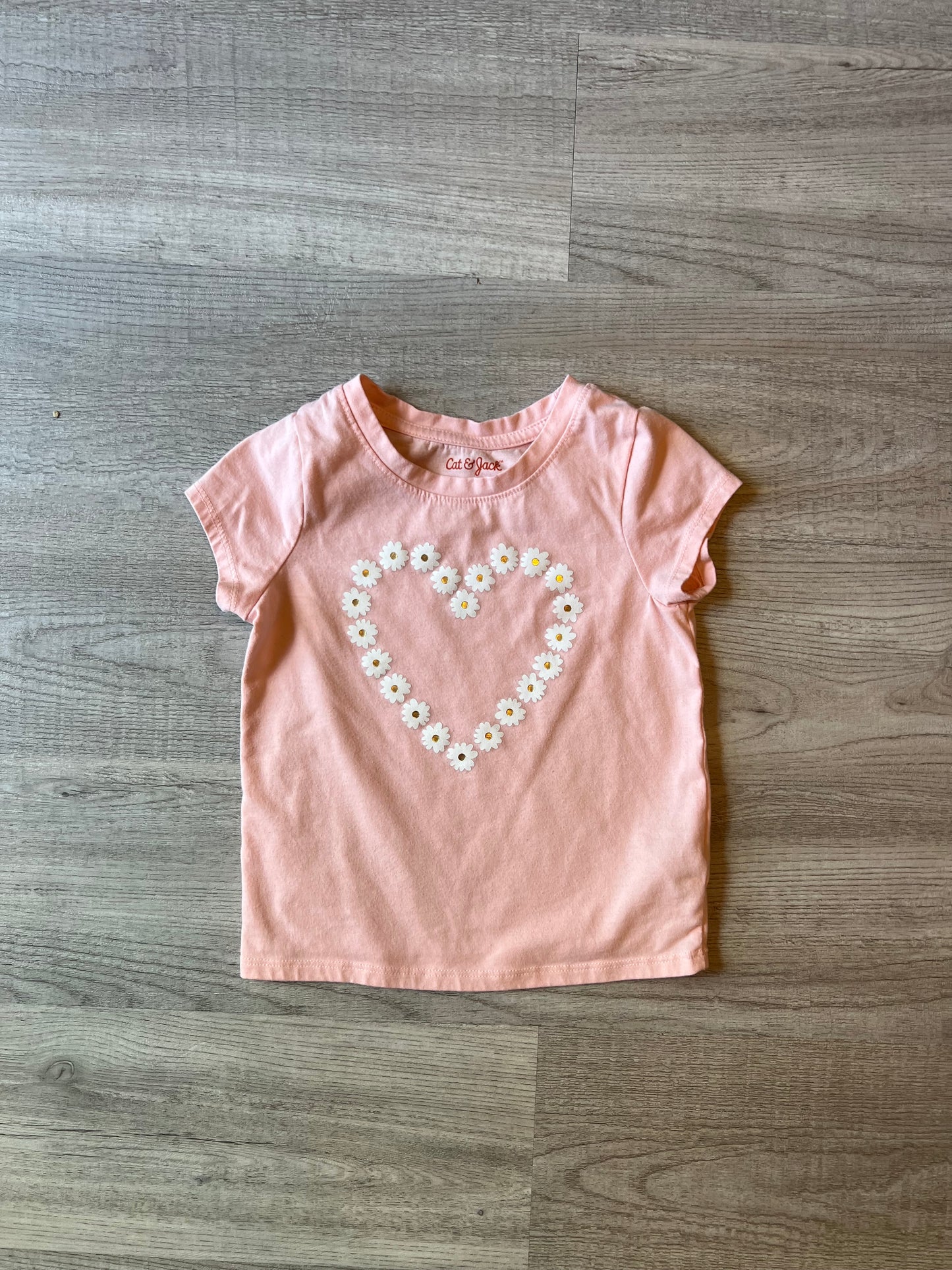 Cat & Jack Heart Graphic Tee Toddler Girl Size 3T Pastel Pink