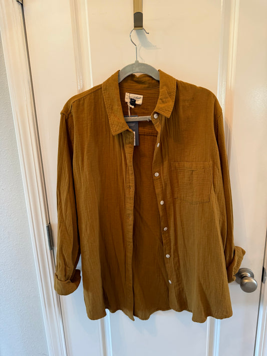 Universal Thread Button Front Shirt Women’s Size Large Coconut Husk