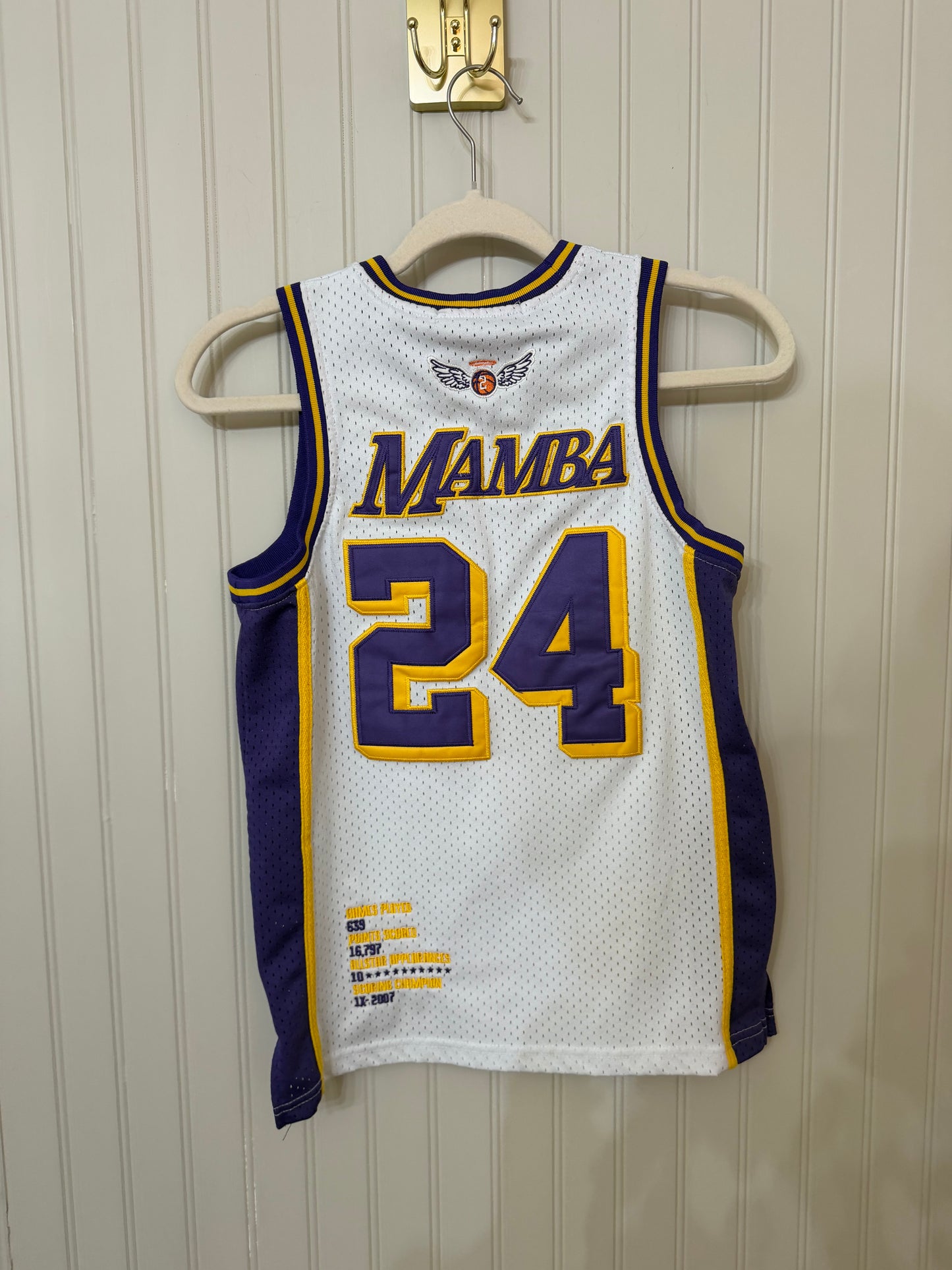 NBA LA Lakers Kobe Bryant  Mamba 24 Jersey Youth Size Medium