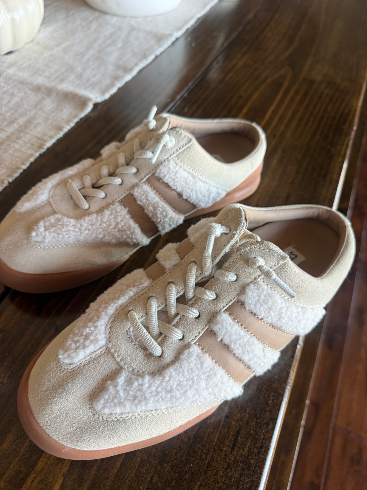 Steve Madden Sherpa Slip On Shoes Size Women’s 7.5