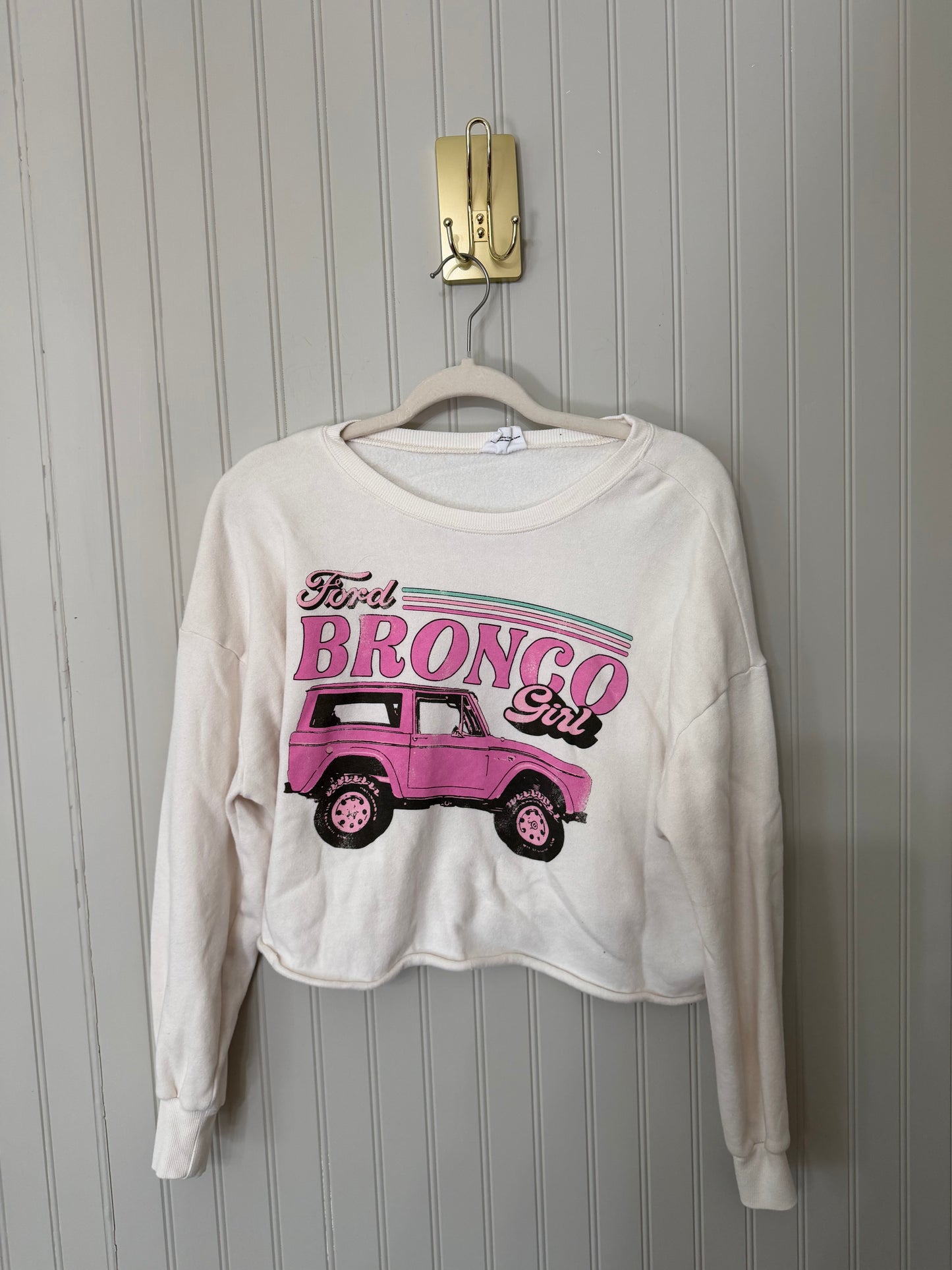 Ford Bronco Girl Cropped Sweatshirt Women’s Medium Cream