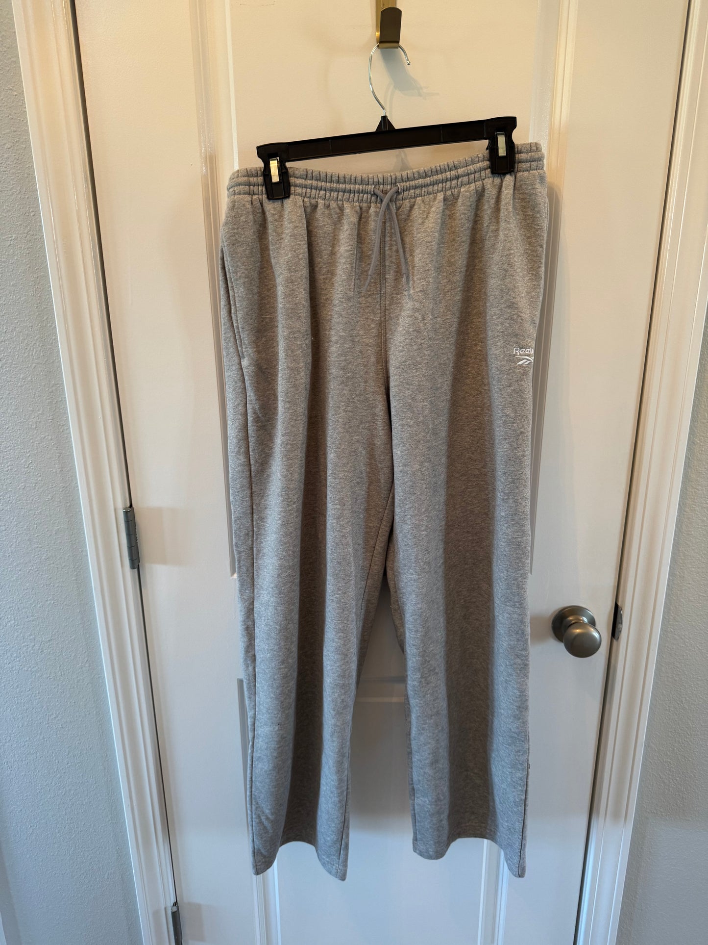 Reebok Drawstring Sweatpants Women’s Medium Heather Gray