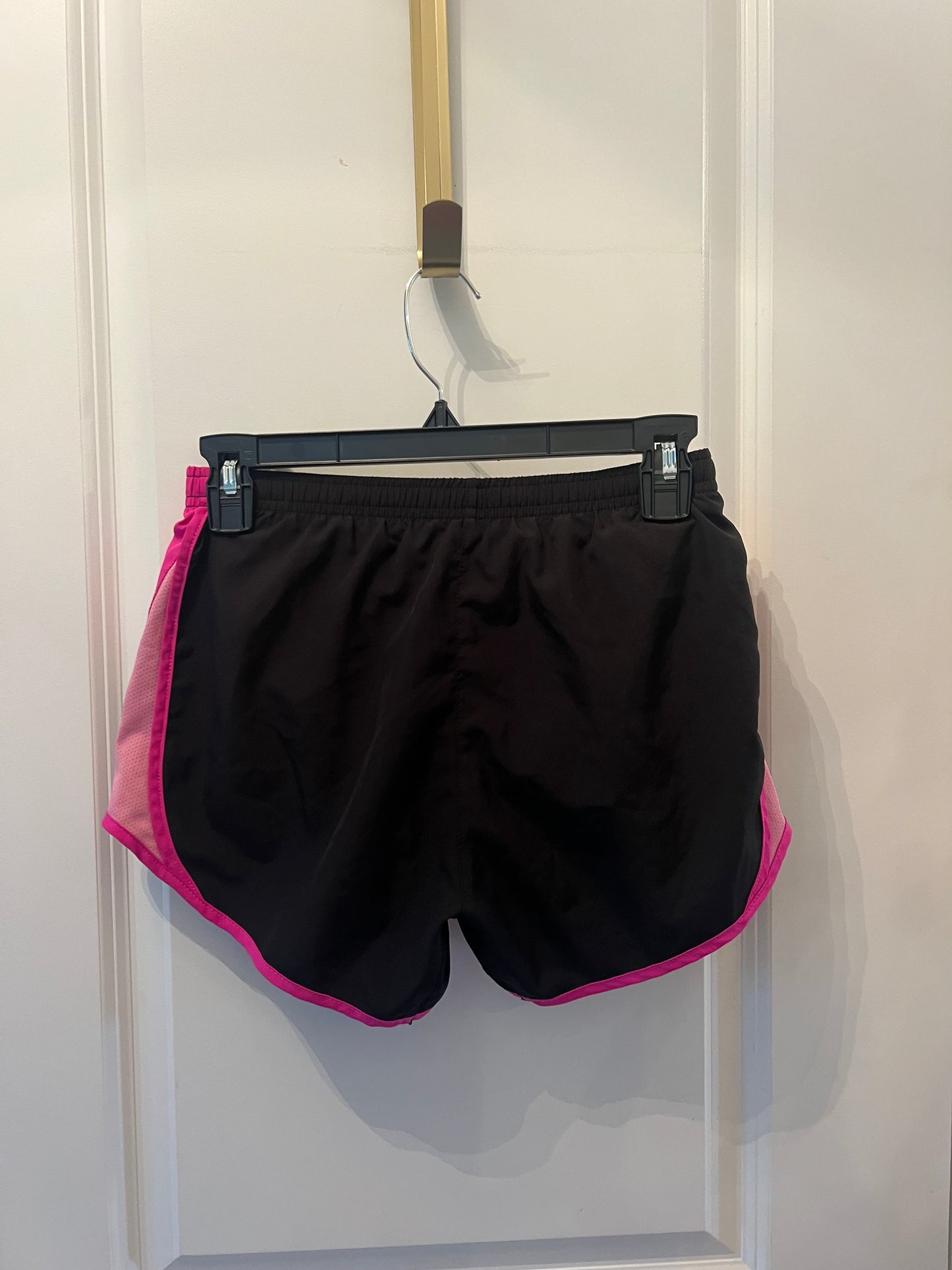 Nike Dri Fit Active Shorts Women’s Size XS Black/Pink