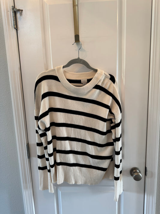 A new day black/cream sweater size medium