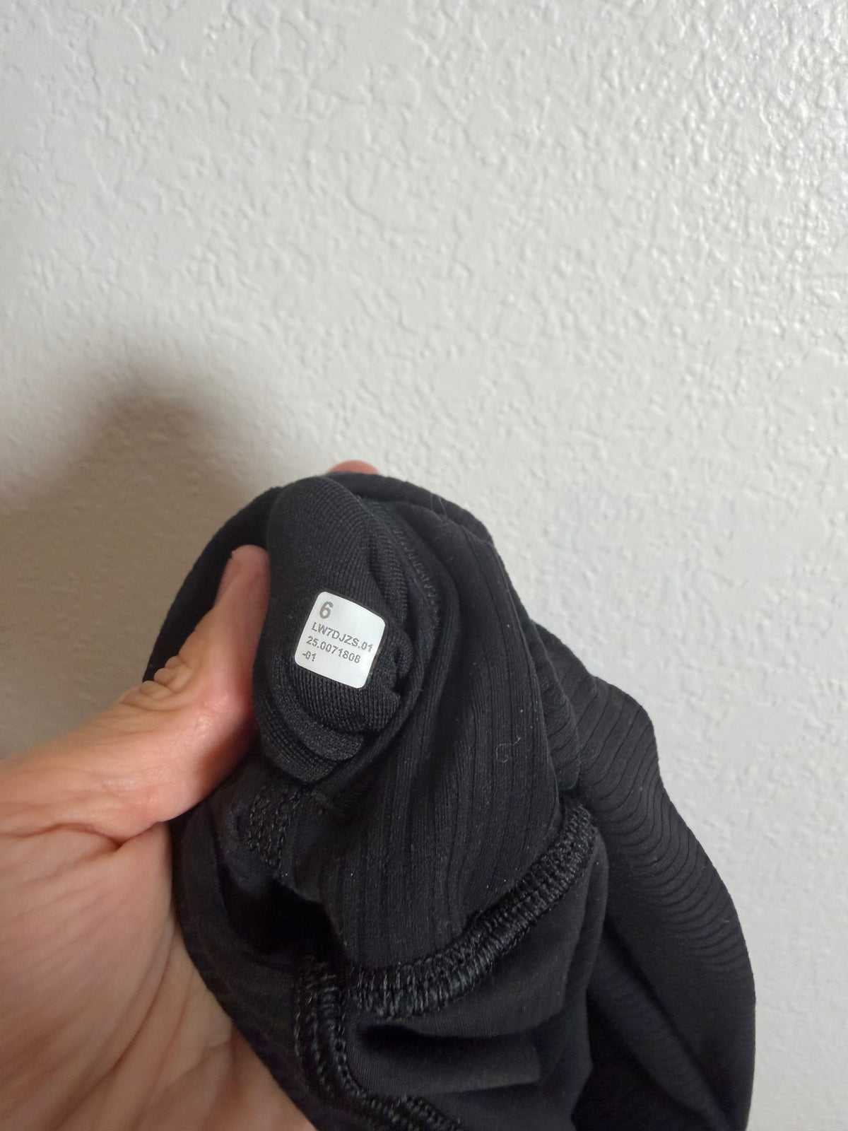 Lululemon Black Ribbed Biker Shorts Size 6
