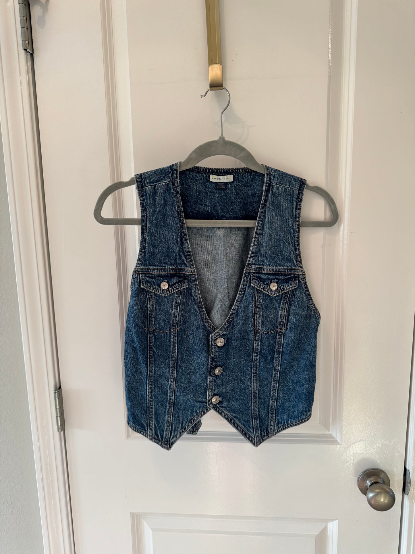 American Eagle Denim Vest Women’s Medium