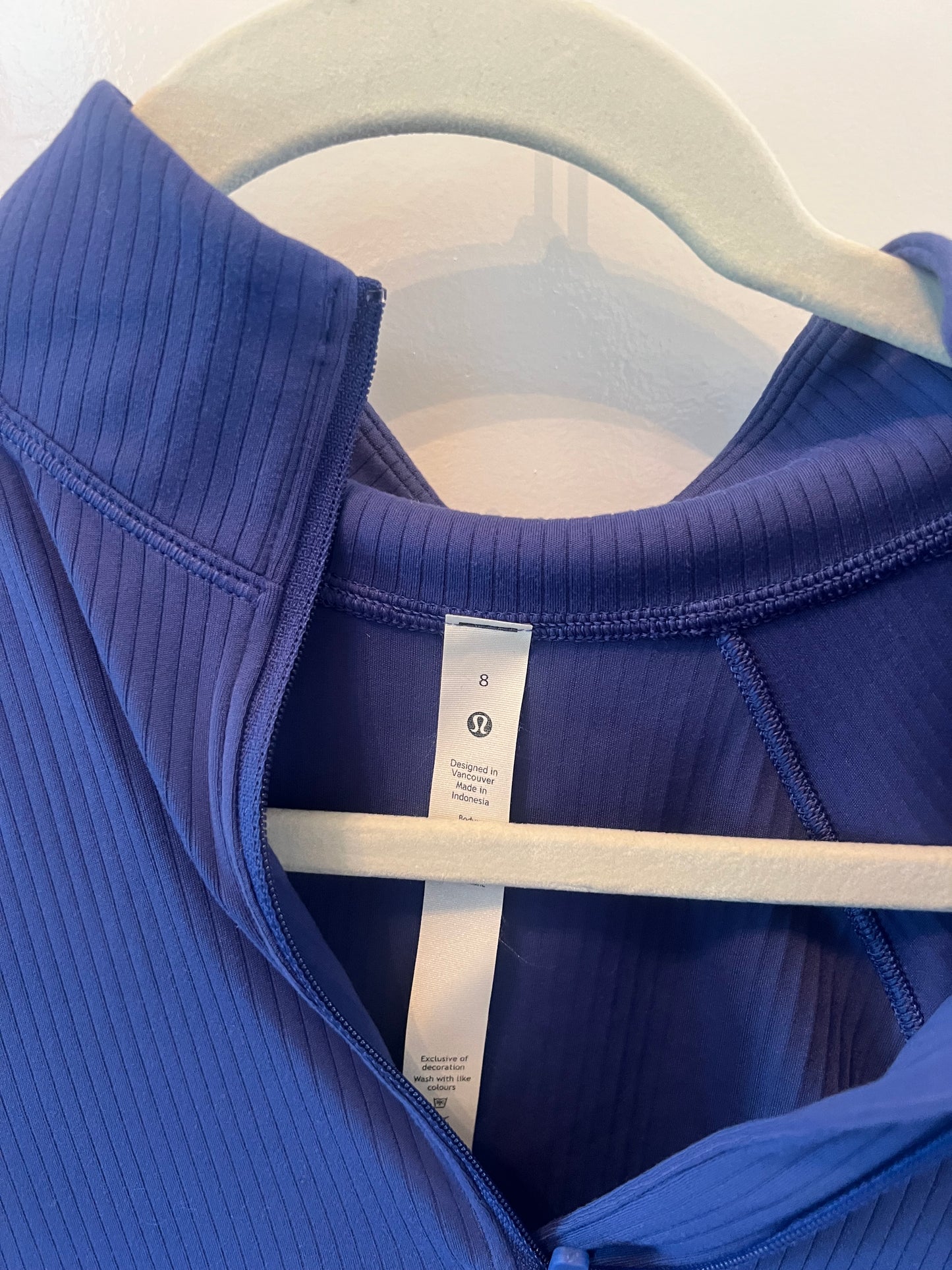 Lululemon Ribbed Half Zip Women’s Size 8 (Medium) Purple