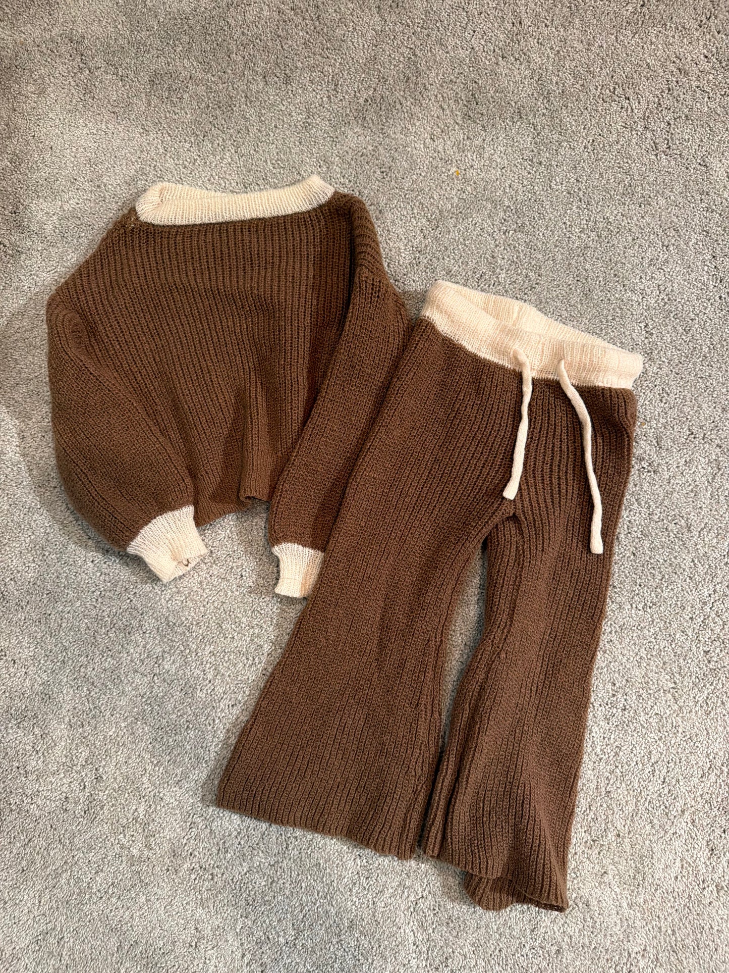 Sweater Outfit Bundle Size 5Y