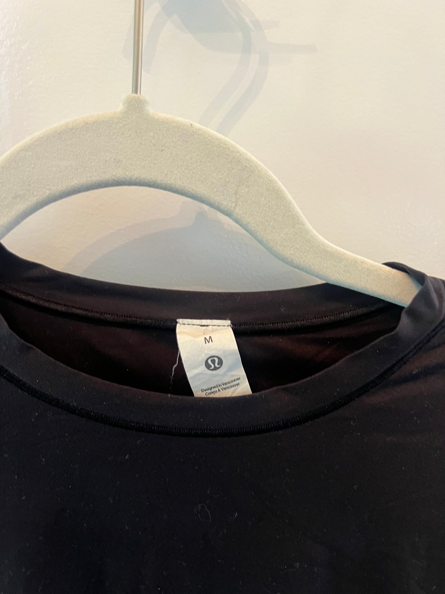 Lululemon Long Sleeve Crewneck Top Women’s Size Medium Black