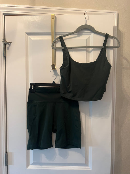 Women’s Hunter Green Biker Short Set Size Medium