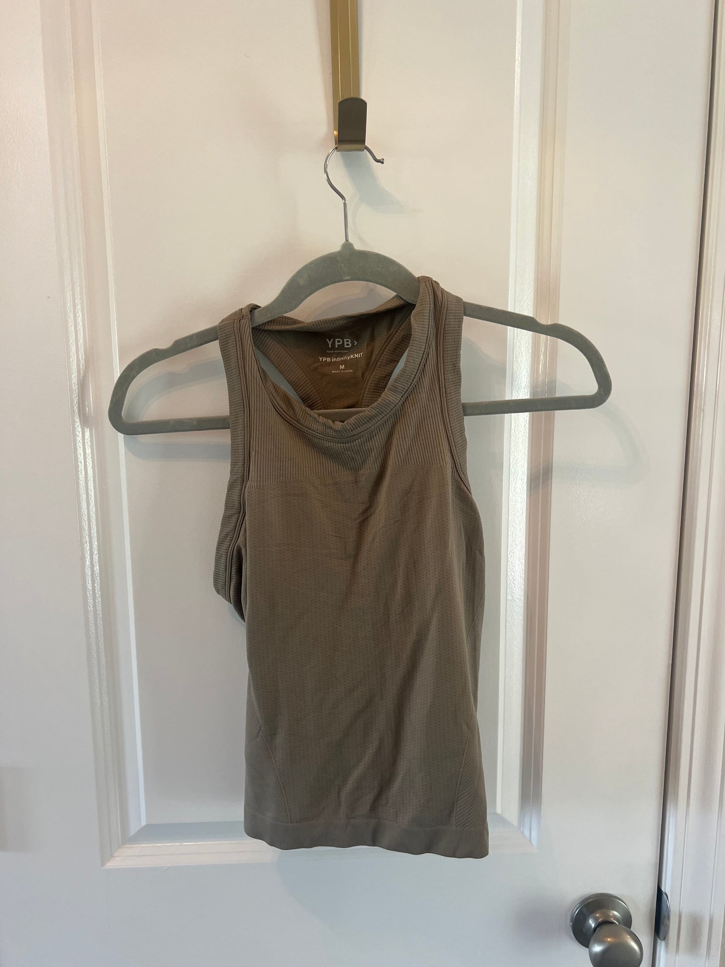 Abercrombie YPB InfinityKnit Ribbed Active Tank Women’s Size Medium Brown