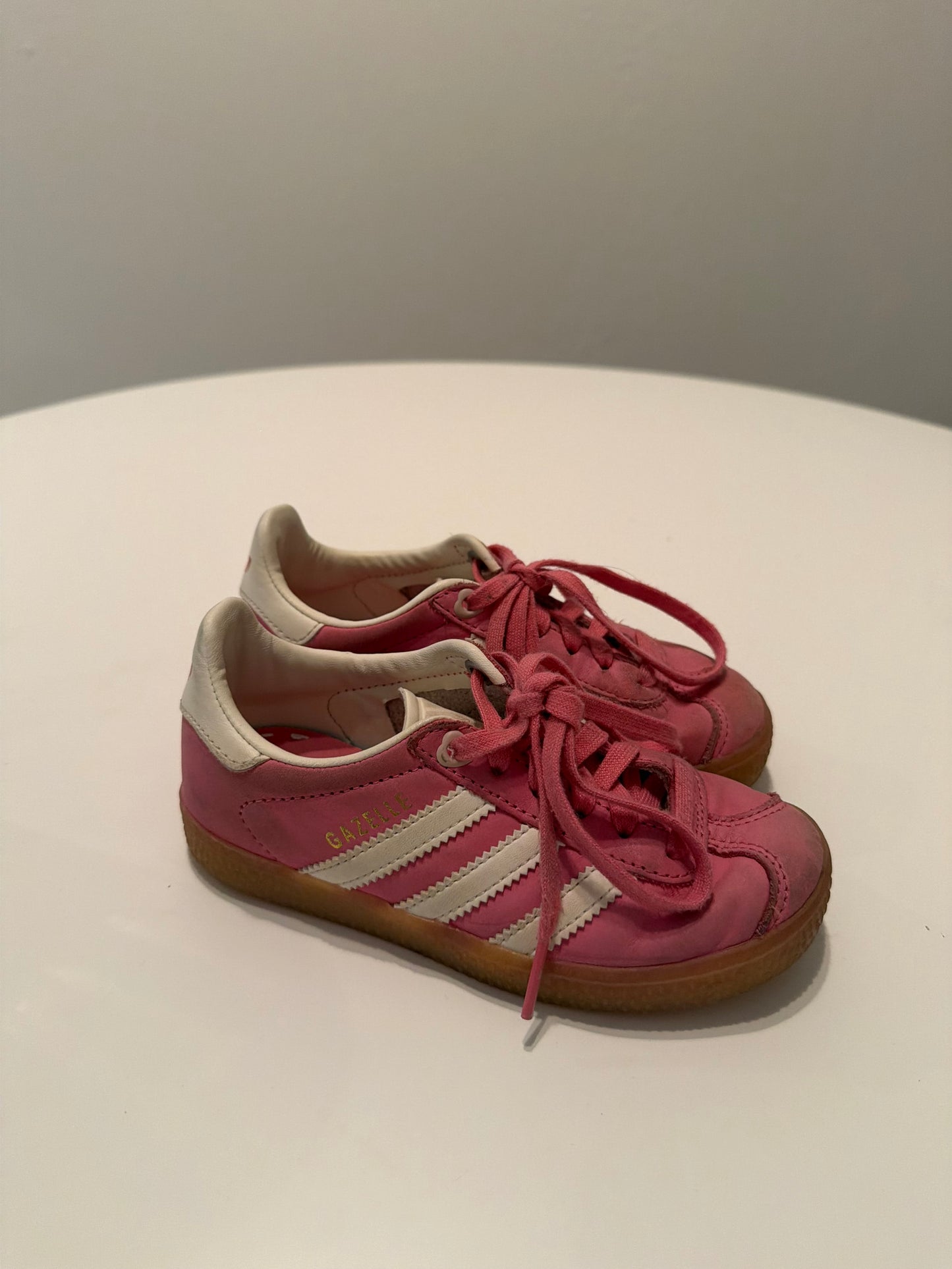 Adidas gazelle size toddler 11