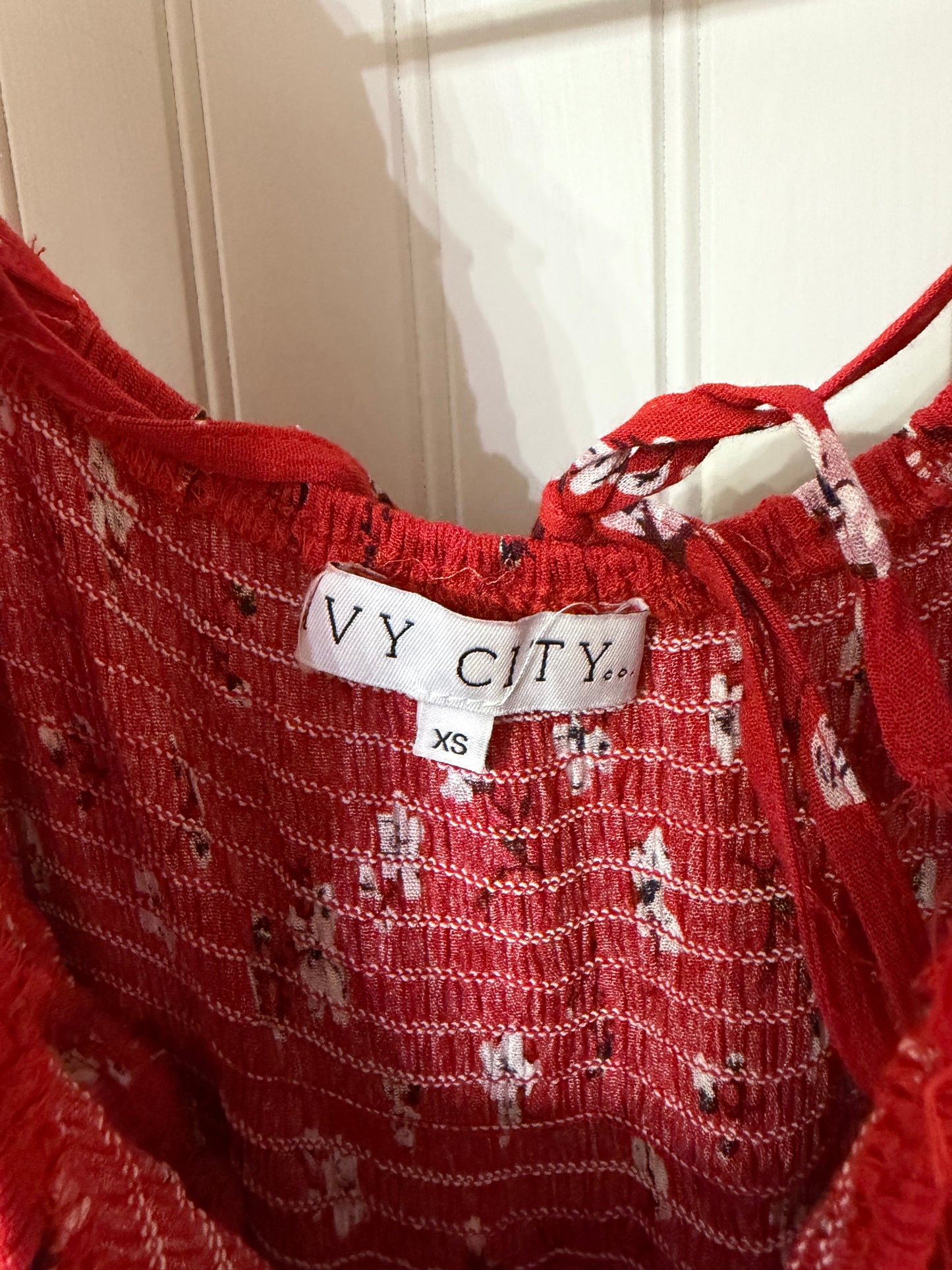 Ivy City Floral Maxi Dress Women’s XS Red